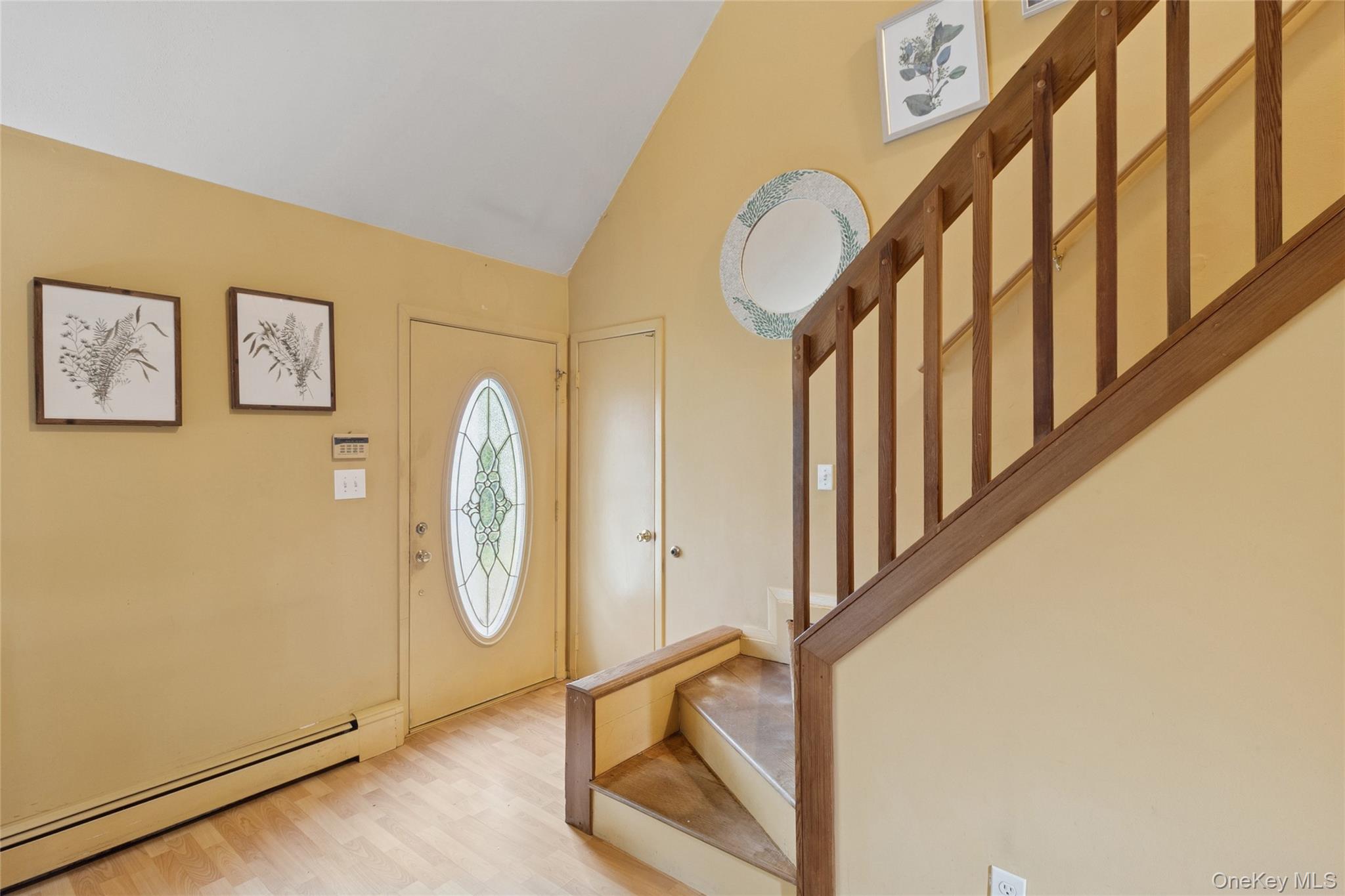 #8 photo, 3 Meadowgrass Lane, Southampton , NY 11968