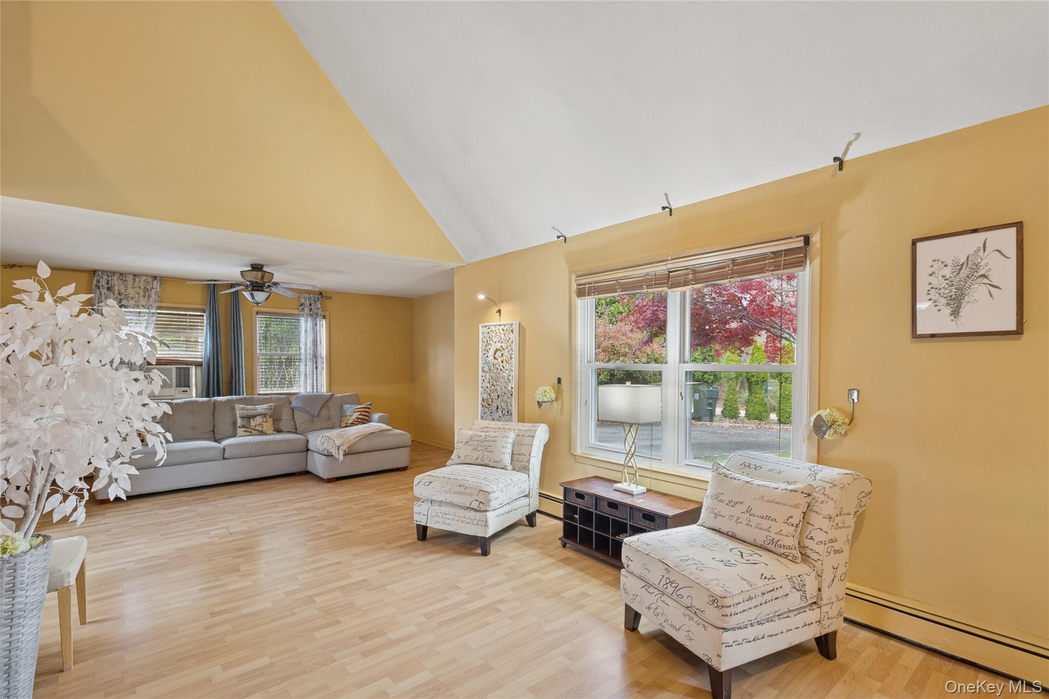 #9 photo, 3 Meadowgrass Lane, Southampton , NY 11968