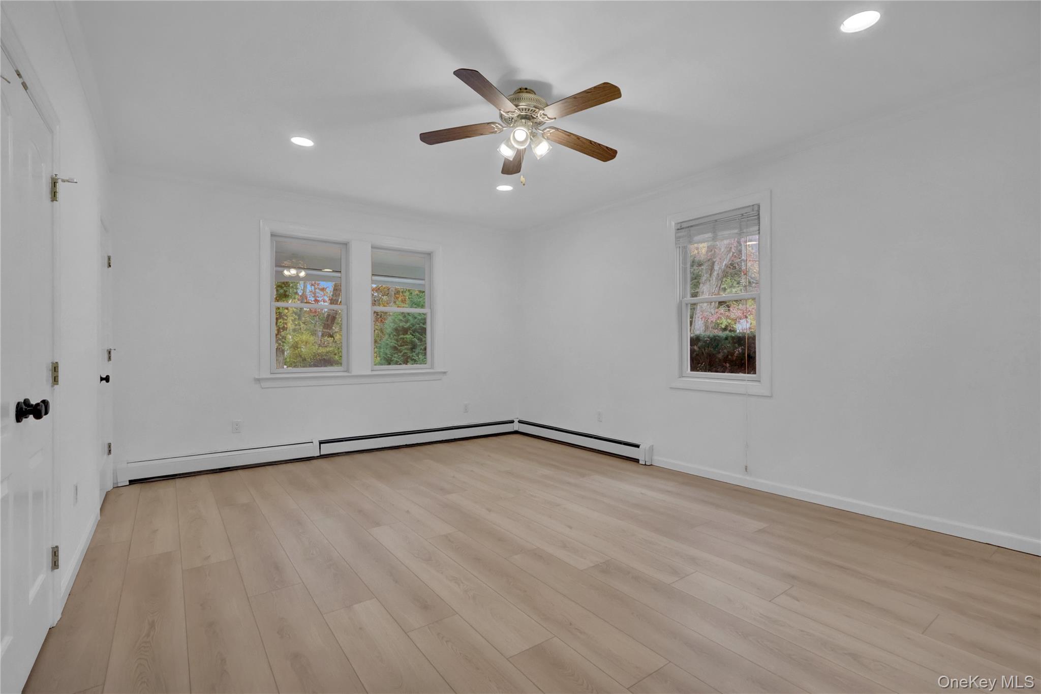 #15 photo, 415 Pond Path, East Setauket , NY 11733