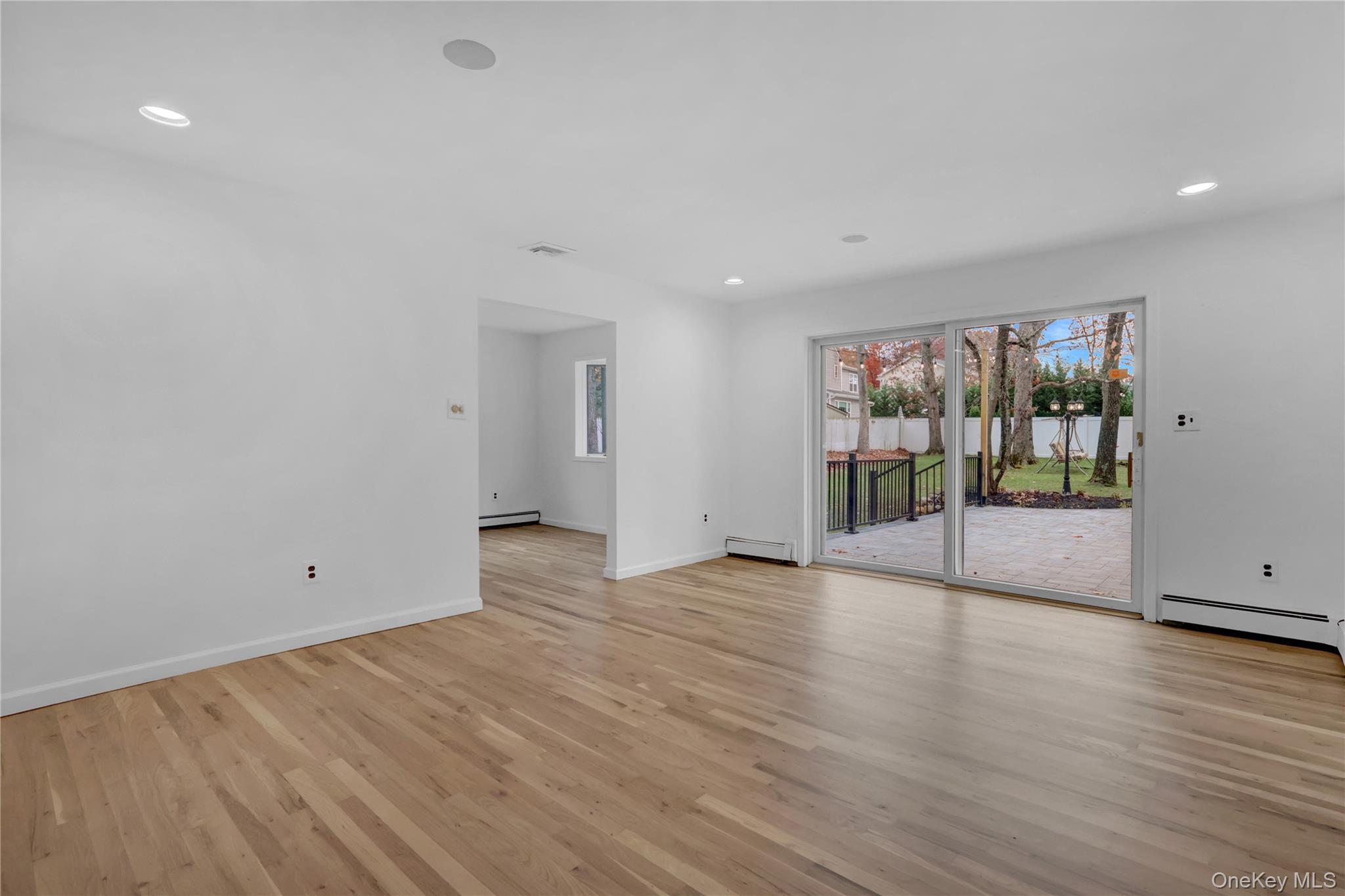 #5 photo, 415 Pond Path, East Setauket , NY 11733