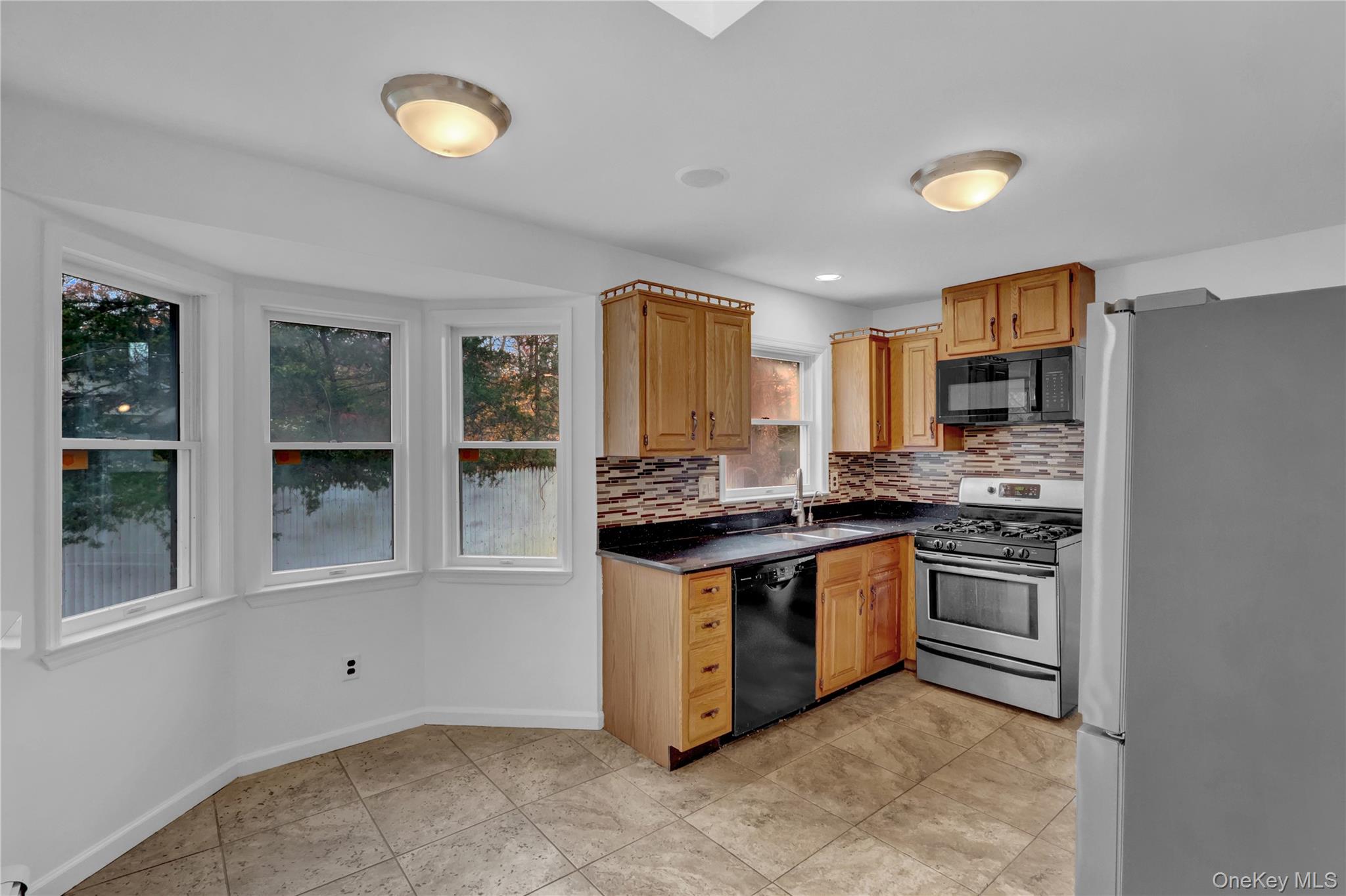 #9 photo, 415 Pond Path, East Setauket , NY 11733