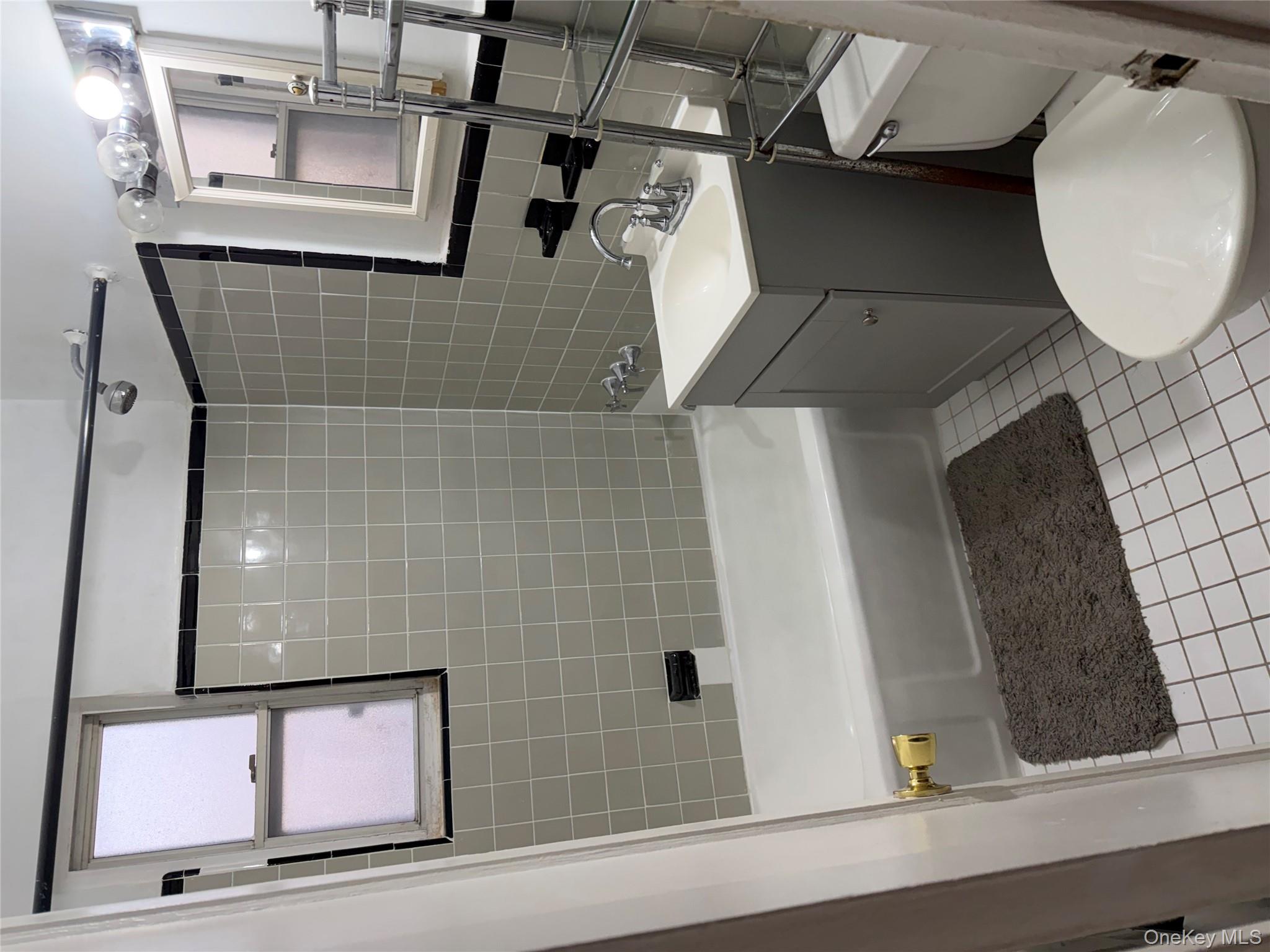 #16 photo, 247-41 77th Crescent, クイーンズ区 Bellerose , NY 11426