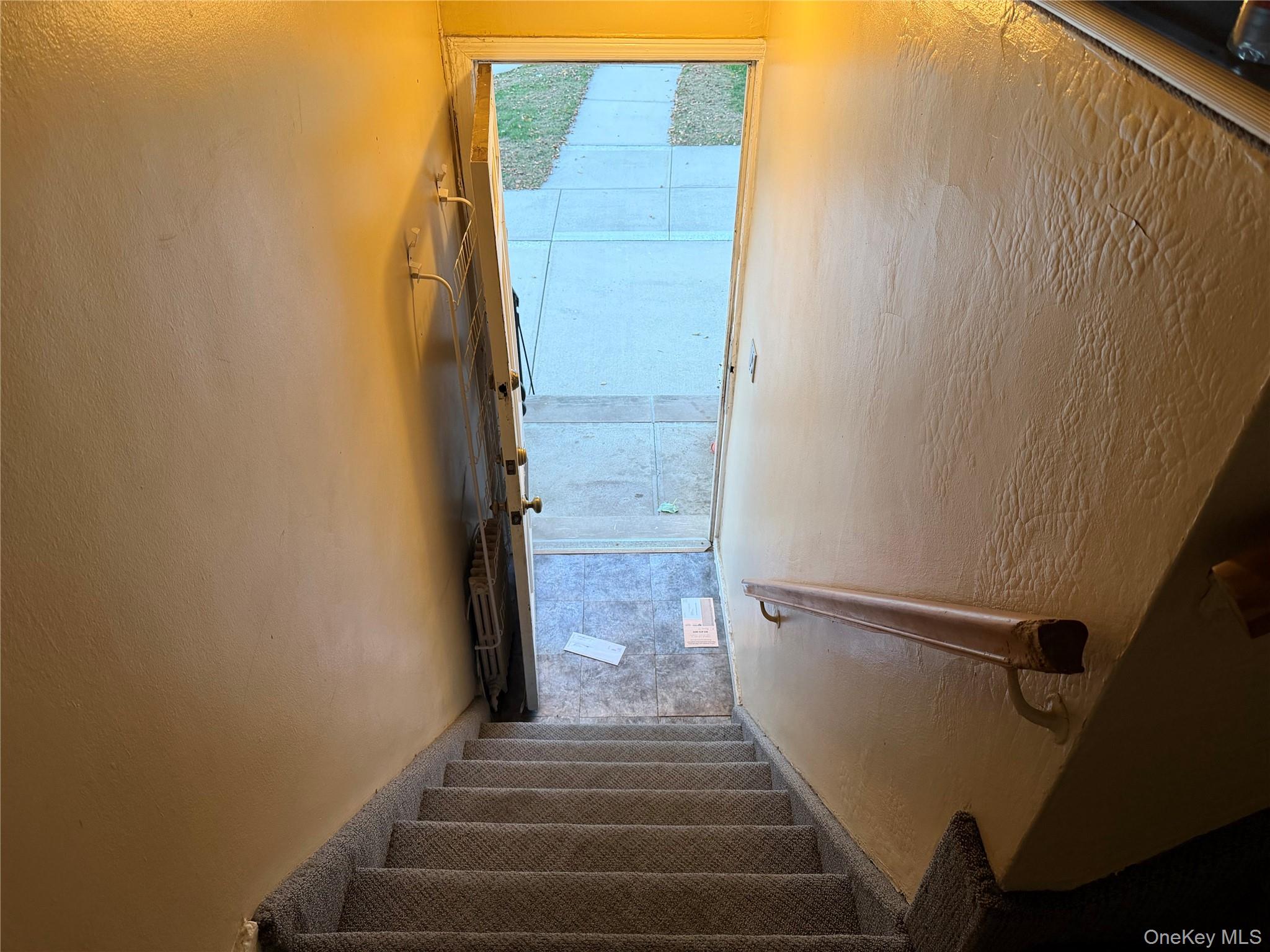 #3 photo, 247-41 77th Crescent, クイーンズ区 Bellerose , NY 11426