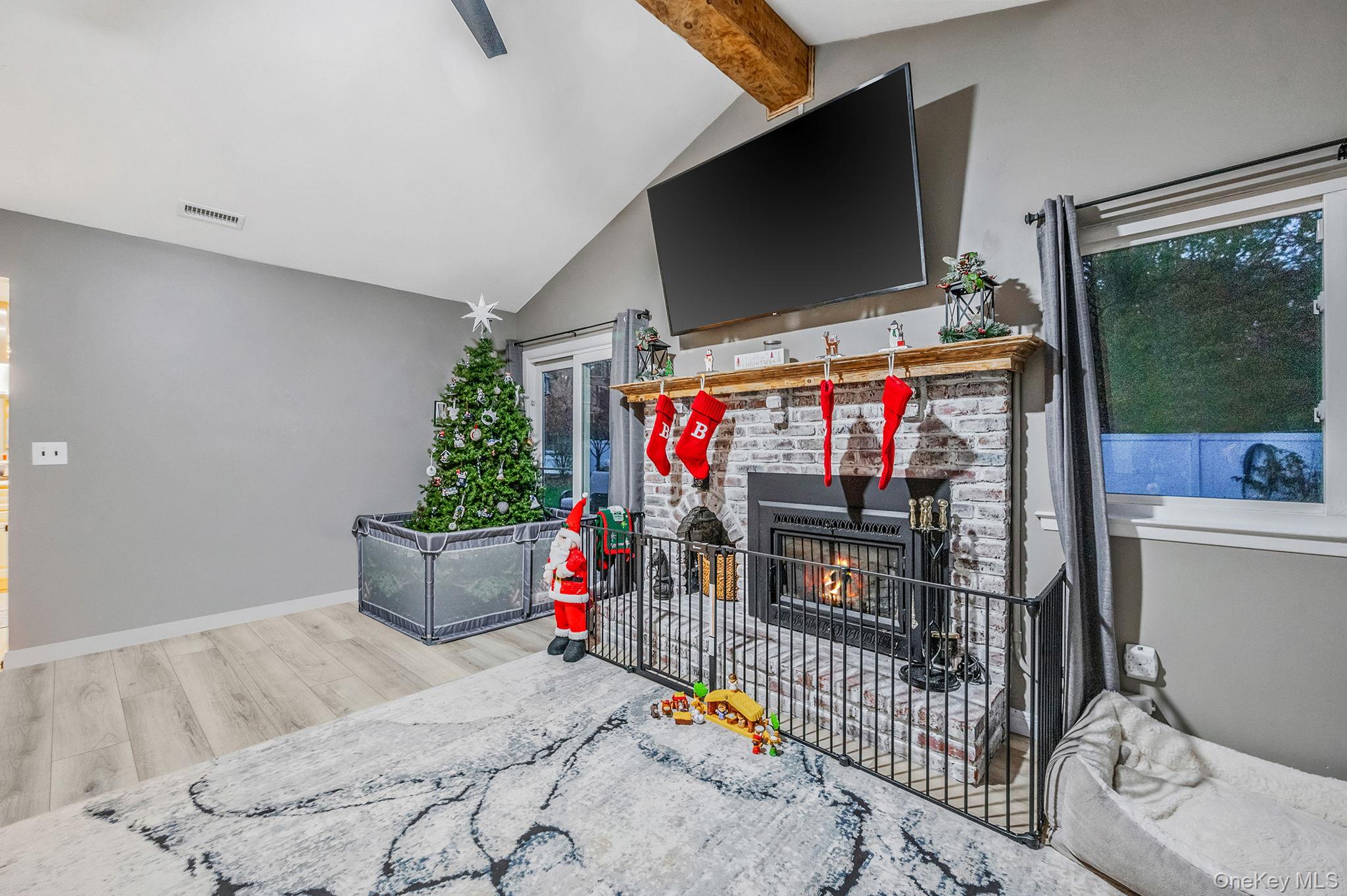 #20 photo, 1 Fuller Drive, Ridge , NY 11961