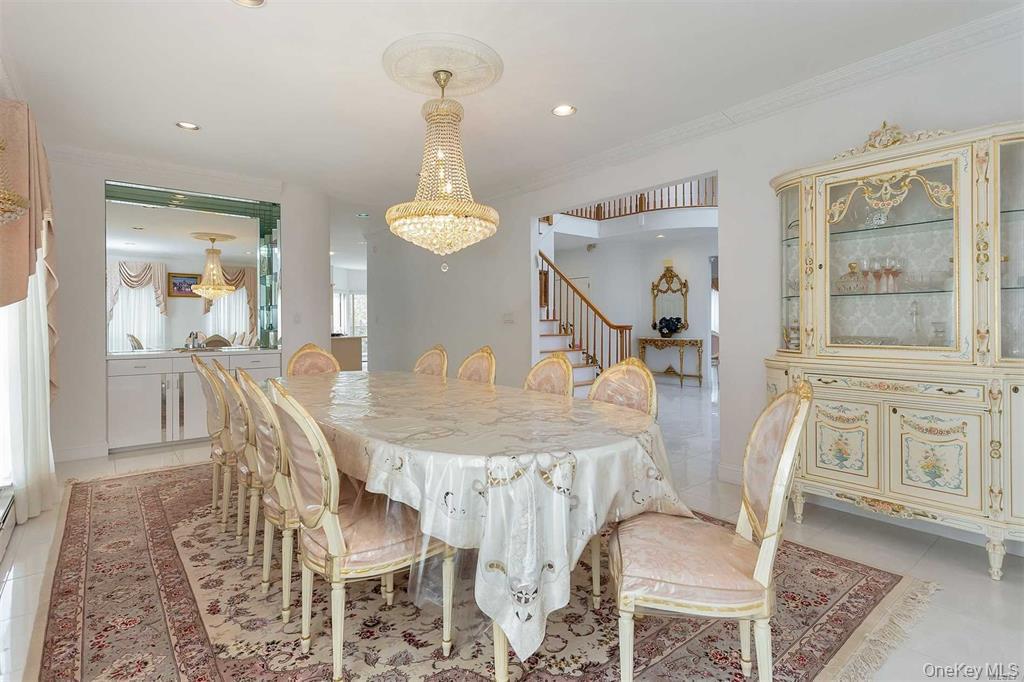 #4 photo, 21 Cary Road, Great Neck , NY 11021