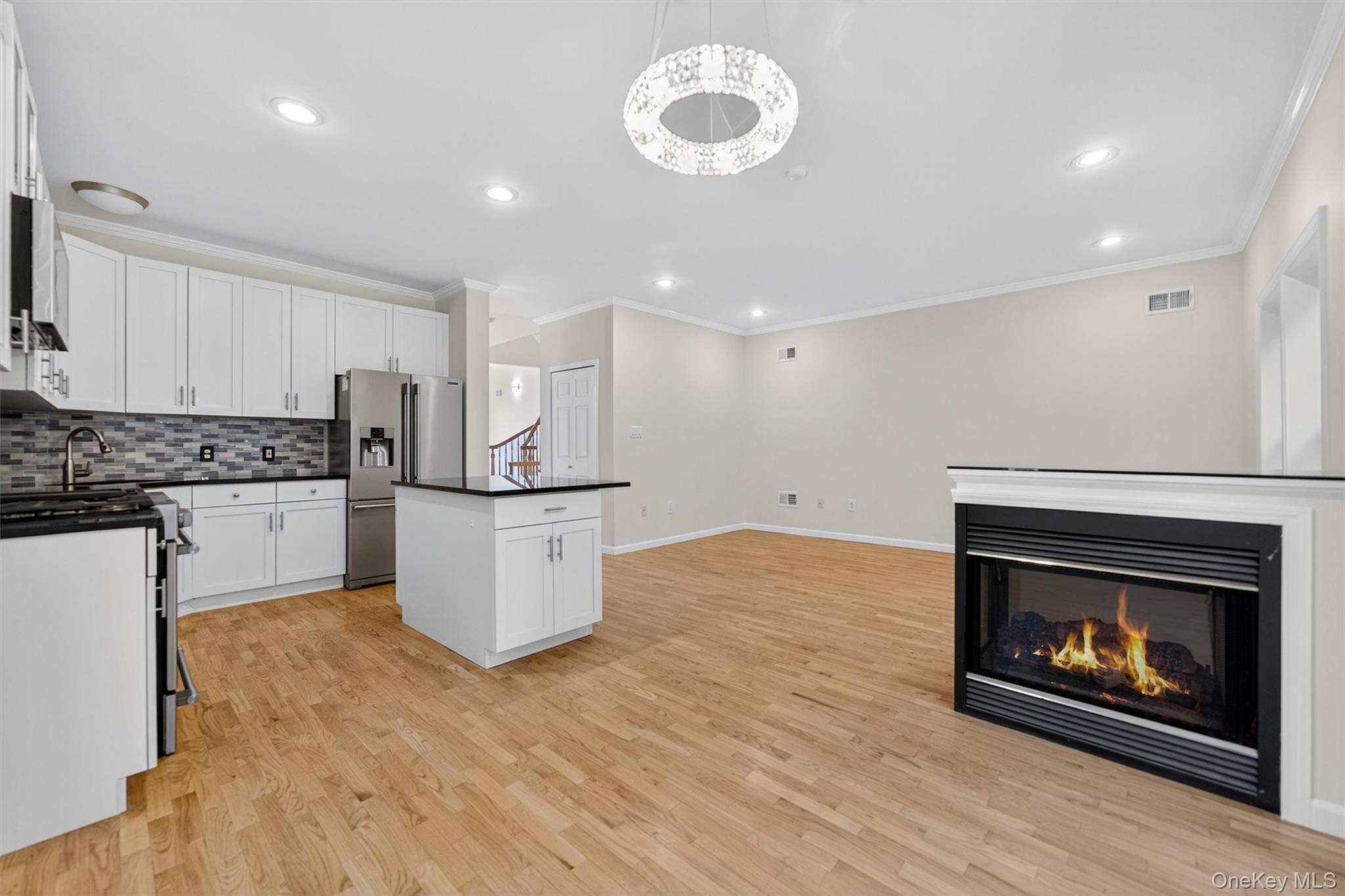 #7 photo, 34 Alexander Court, Nanuet , NY 10954