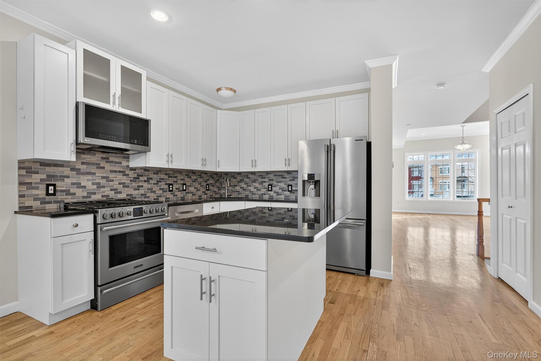 #8 photo, 34 Alexander Court, Nanuet , NY 10954