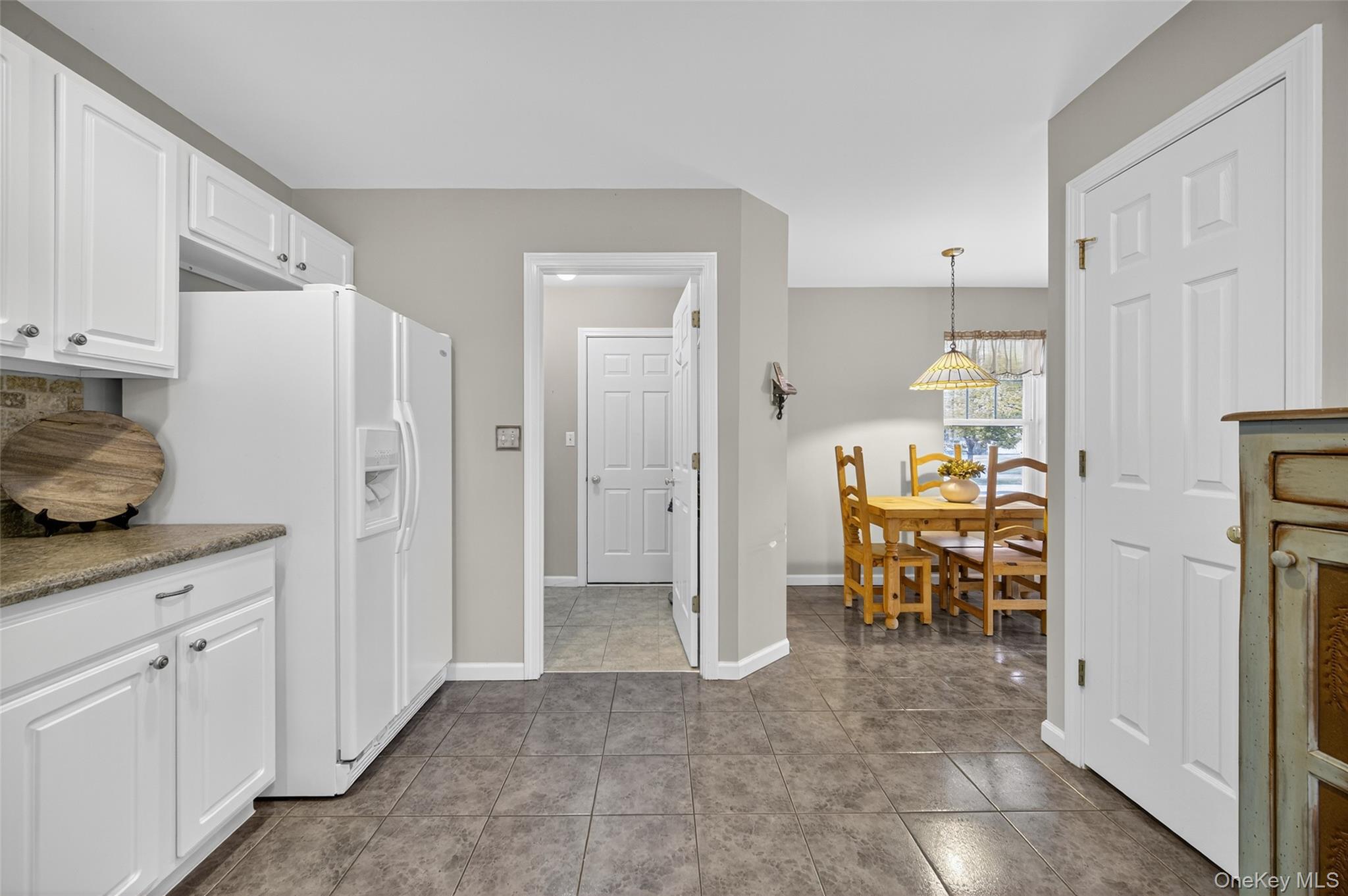 #14 photo, 25 Osborne Glen, Poughquag , NY 12570