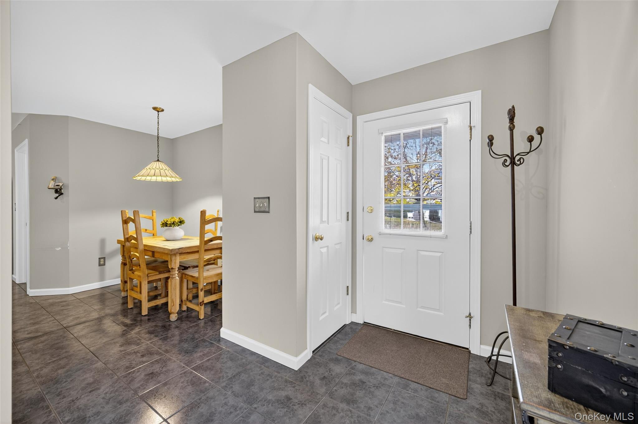 #2 photo, 25 Osborne Glen, Poughquag , NY 12570