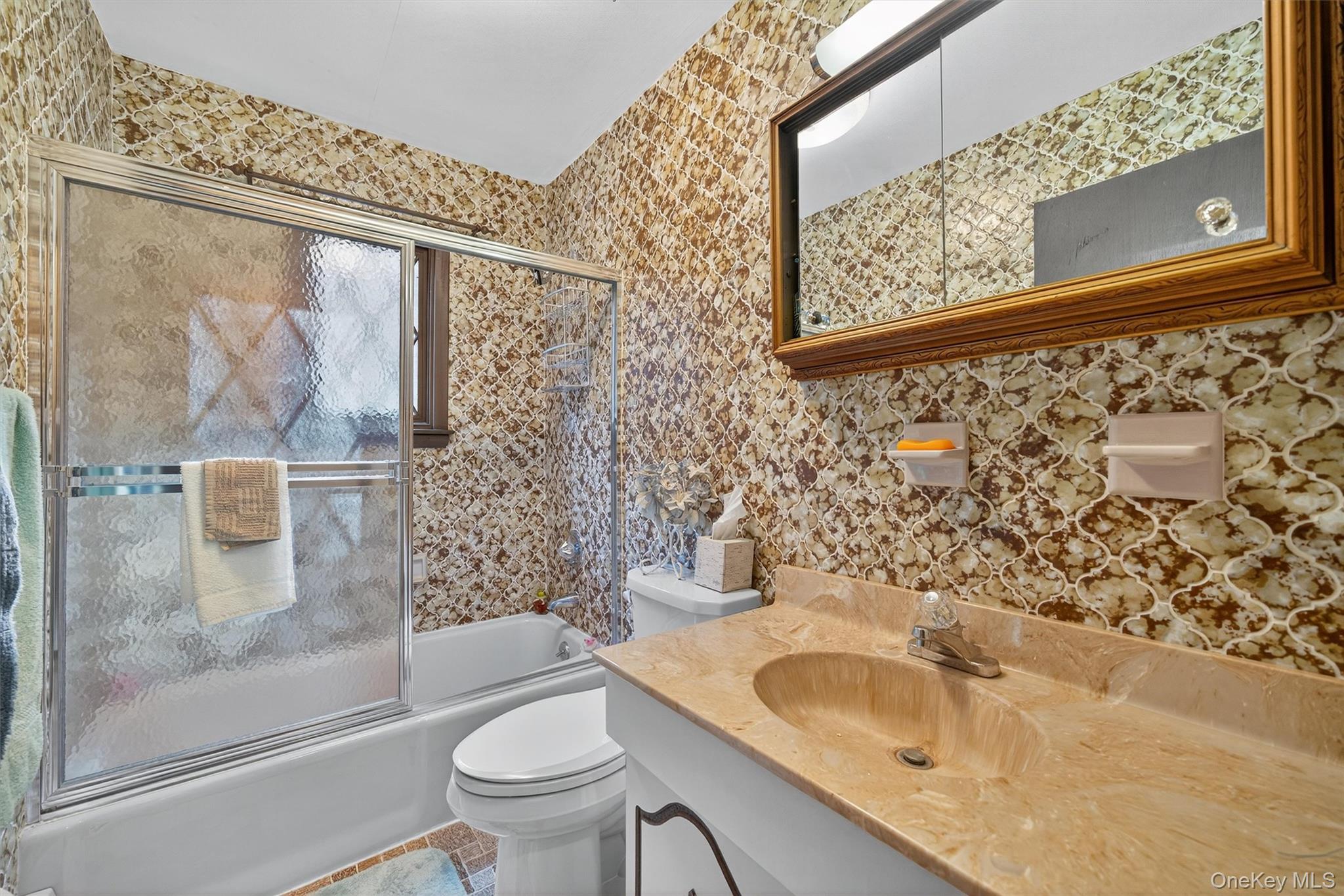 #16 photo, 642 State Route 42, Sparrowbush , NY 12780