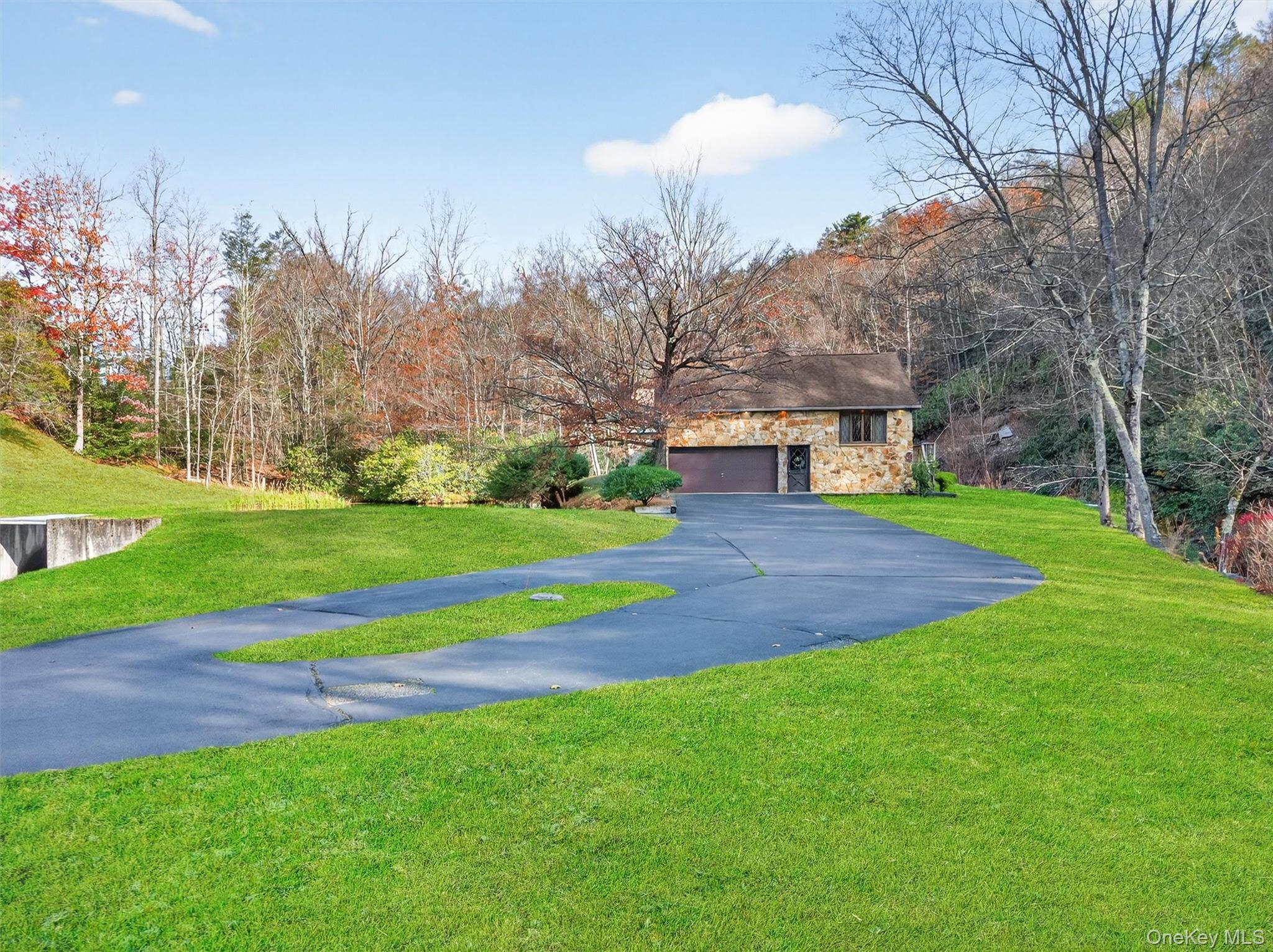 #17 photo, 642 State Route 42, Sparrowbush , NY 12780