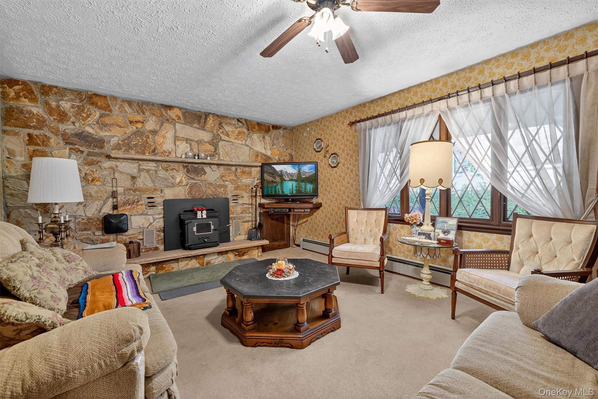 #7 photo, 642 State Route 42, Sparrowbush , NY 12780