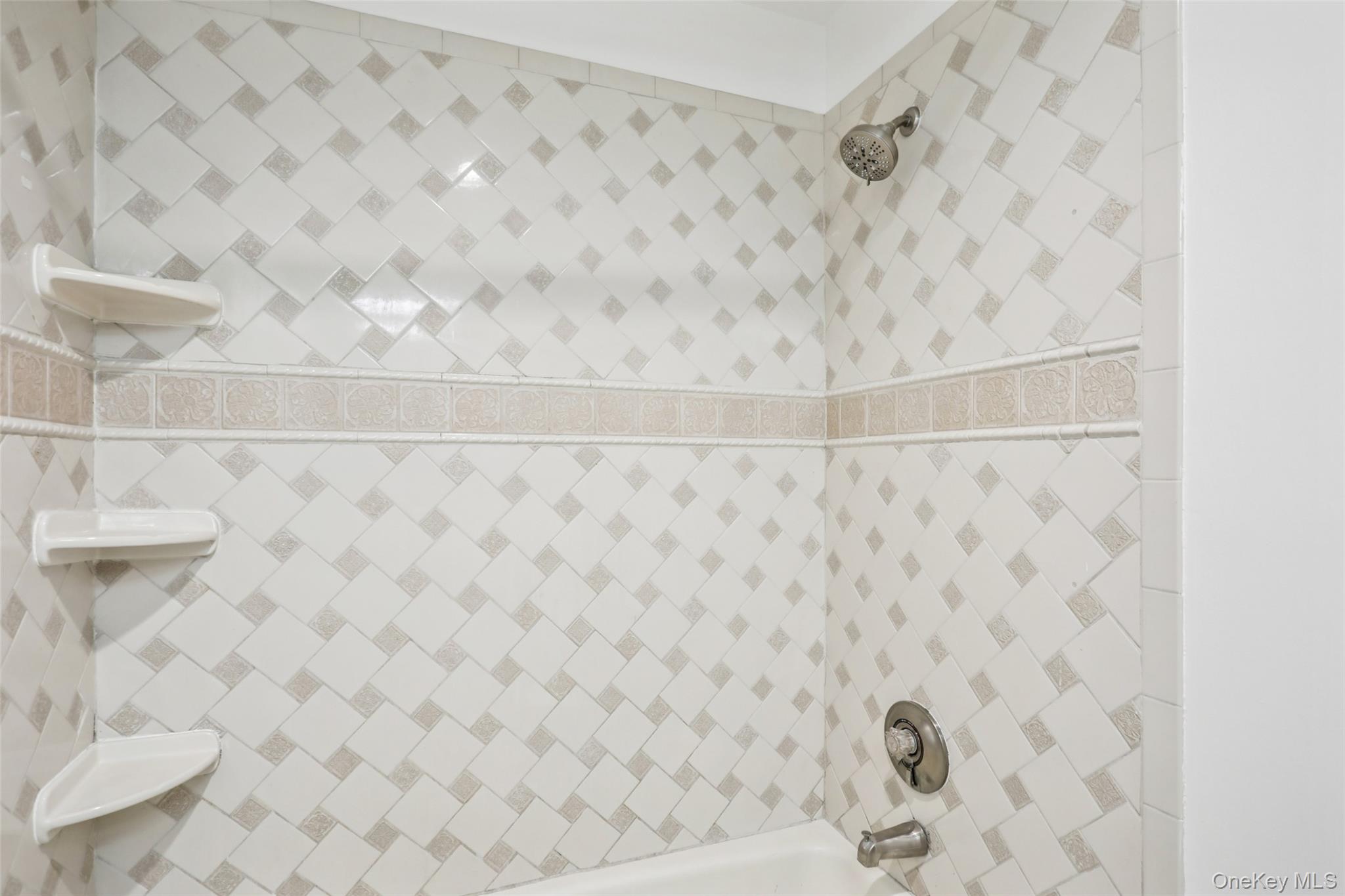 #17 photo, 3208 Villa At The Woods, Peekskill , NY 10566