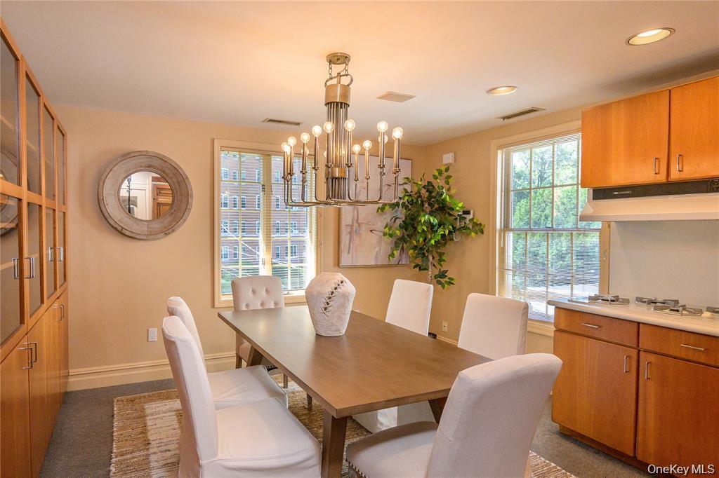 #19 photo, 915 Palmer Road, Bronxville , NY 10708