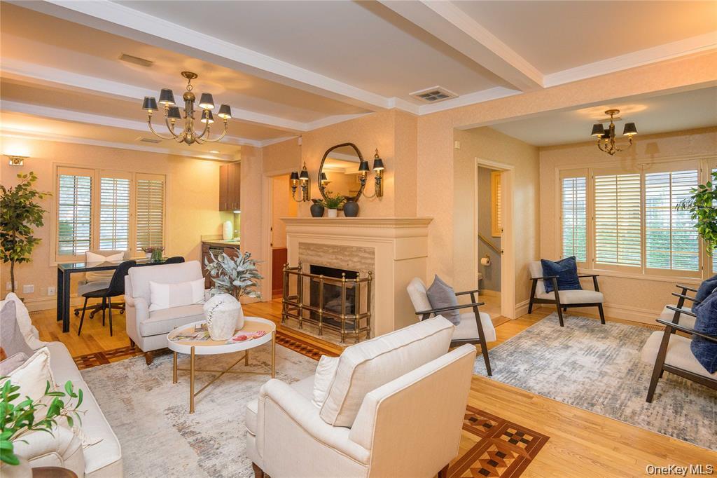 #7 photo, 915 Palmer Road, Bronxville , NY 10708