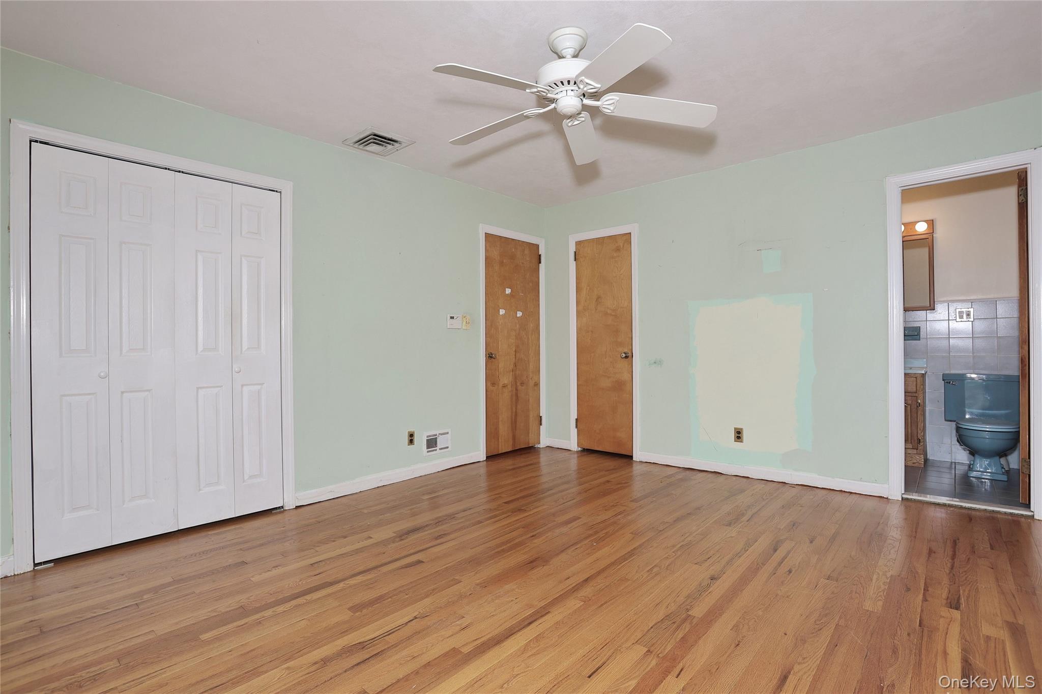 #12 photo, 2 Prides Crossing, New City , NY 10956