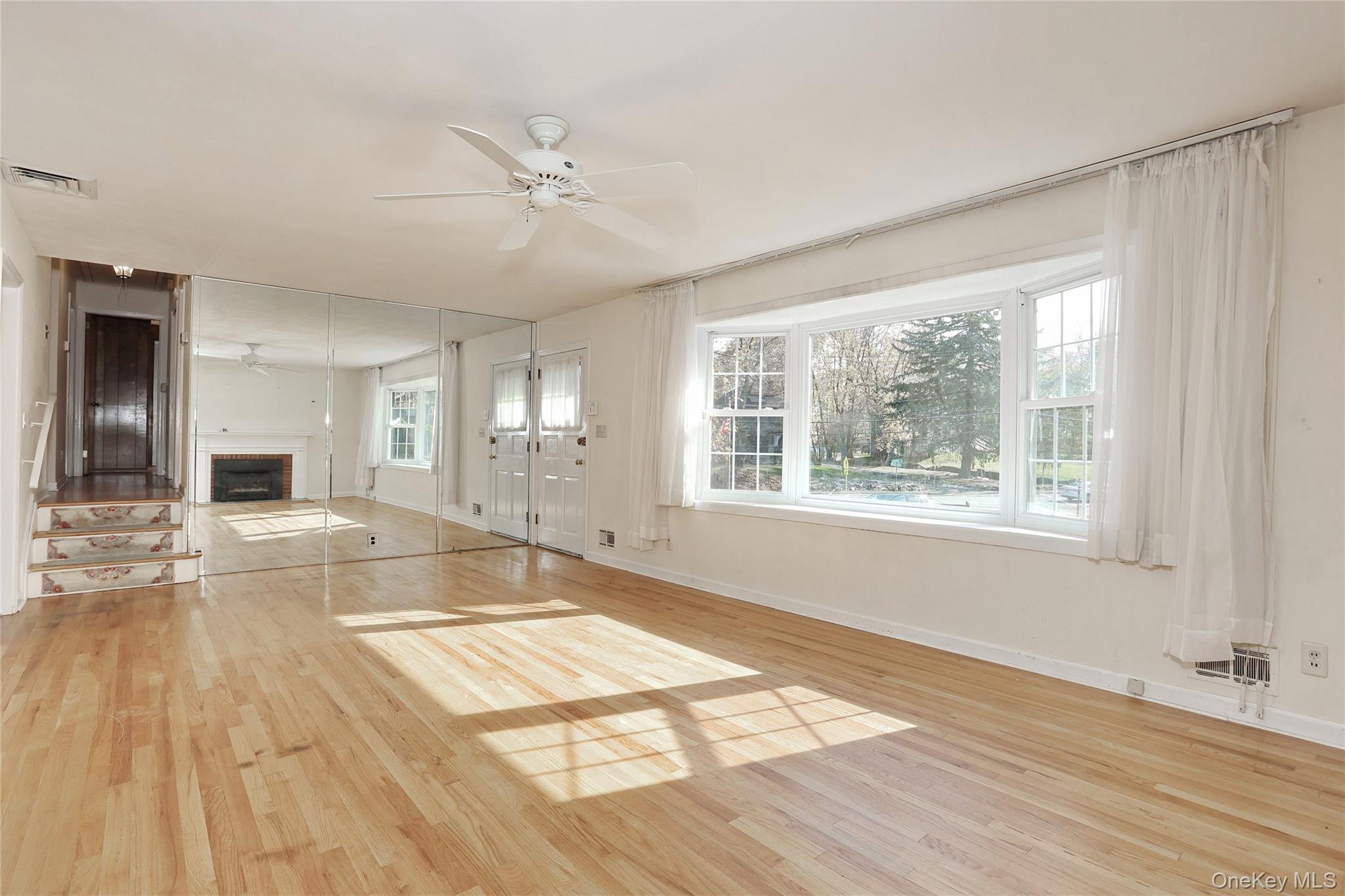 #4 photo, 2 Prides Crossing, New City , NY 10956