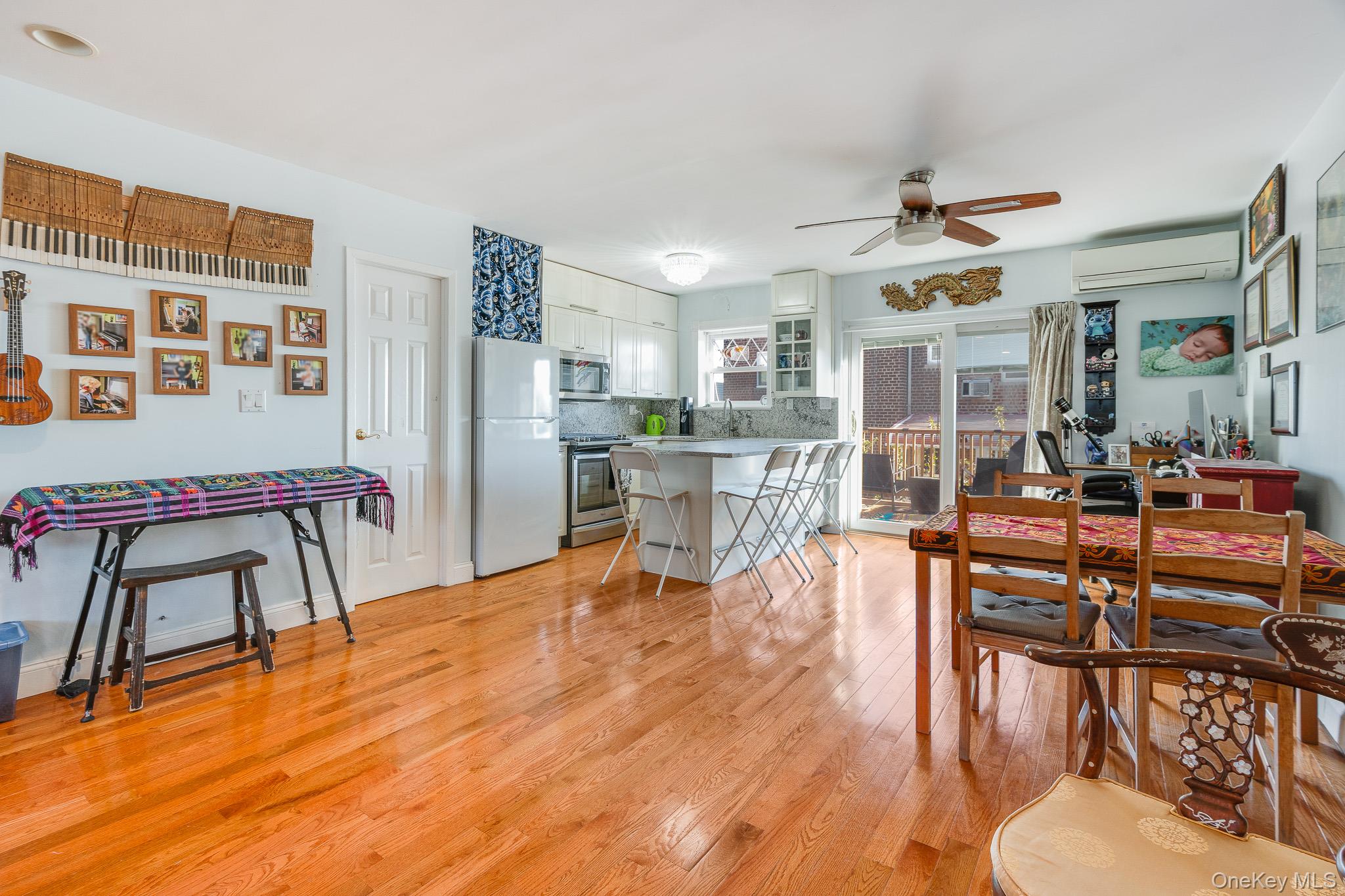 #11 photo, 904 Dean Avenue, Bronx , NY 10465