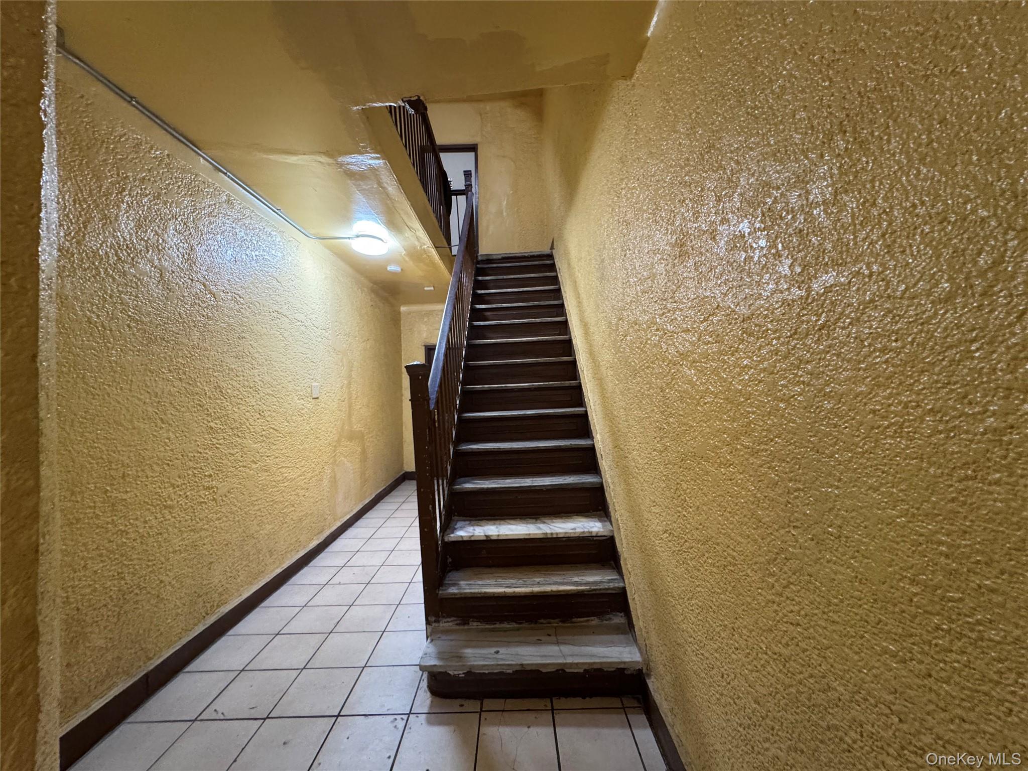 #12 photo, 1140 Metcalf Avenue, Bronx , NY 10472