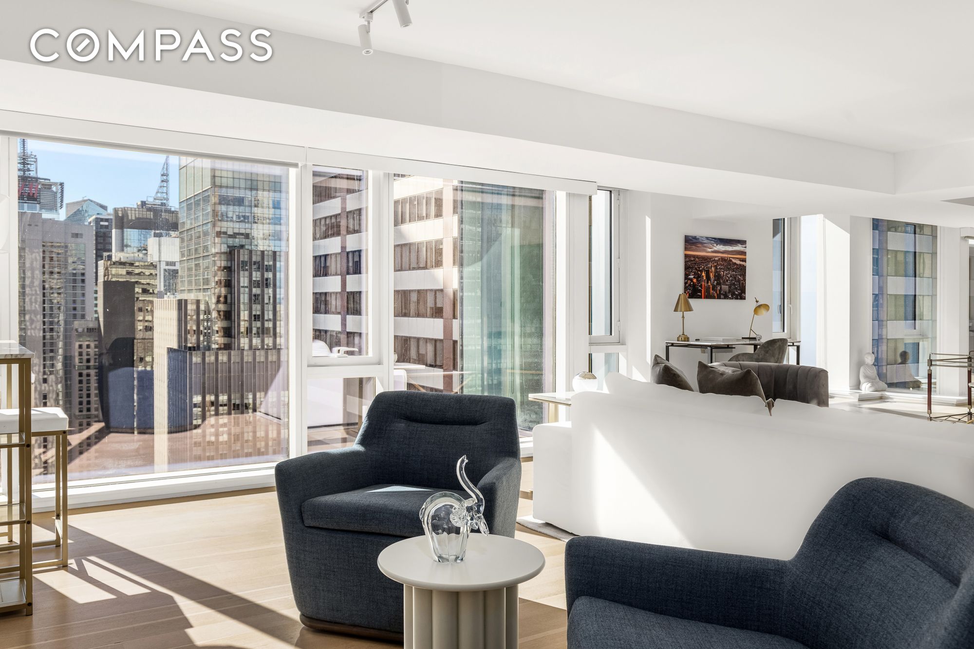 #4 photo, 135 W 52nd Street, Theater District , NY 10019