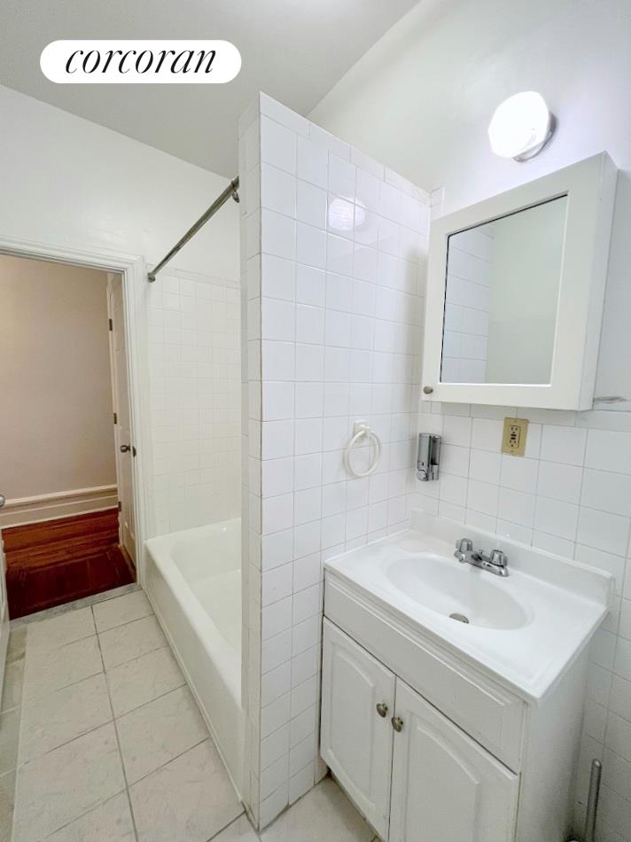 #11 photo, New York City, South Harlem , NY 10026