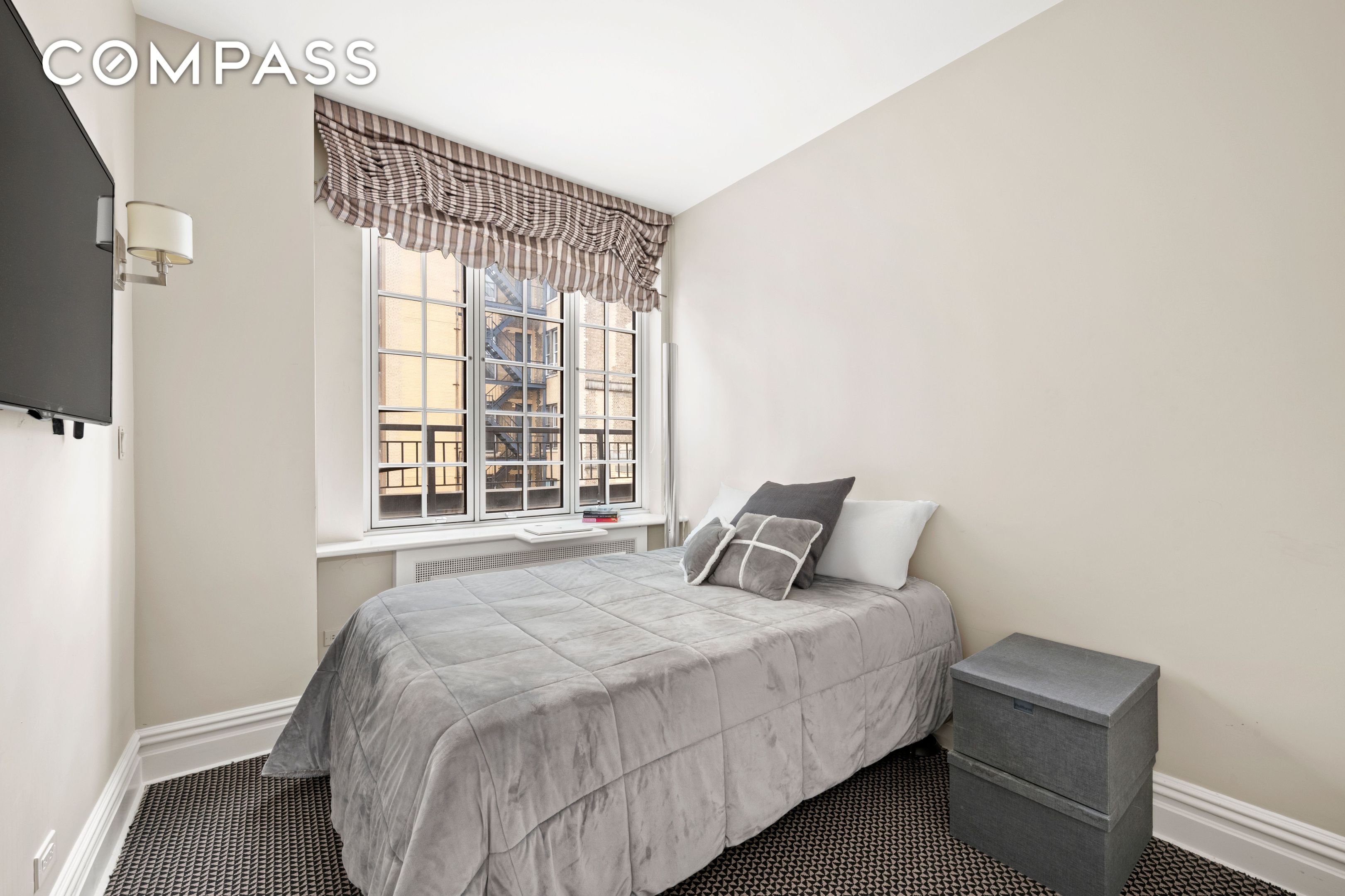 #11 photo, 911 Park Avenue, Upper East Side , NY 10075