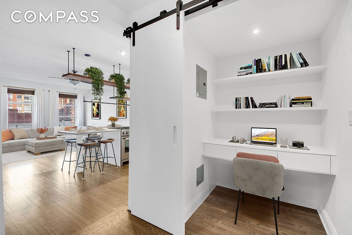 #11 photo, 410 W 24th Street, Chelsea , NY 10011