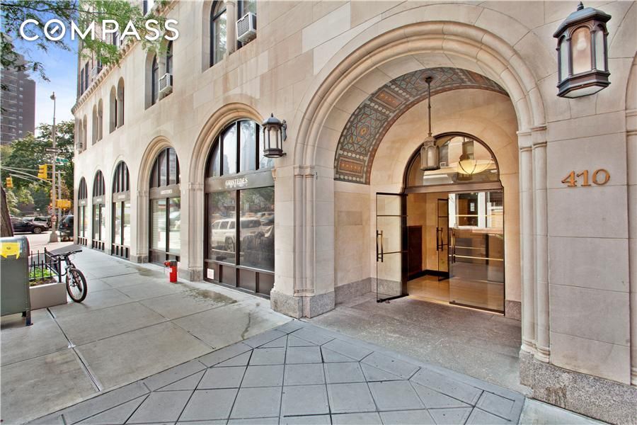 #14 photo, 410 W 24th Street, Chelsea , NY 10011