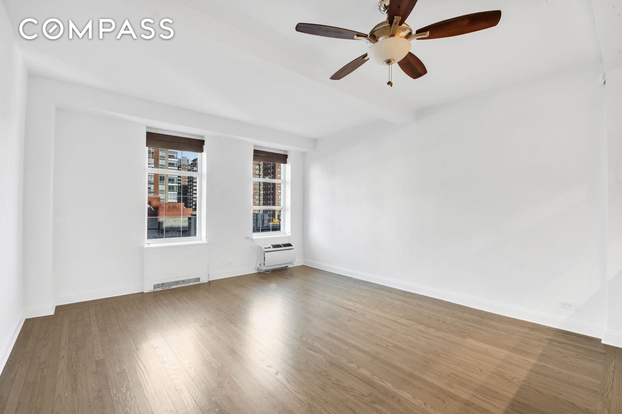 #5 photo, 410 W 24th Street, Chelsea , NY 10011
