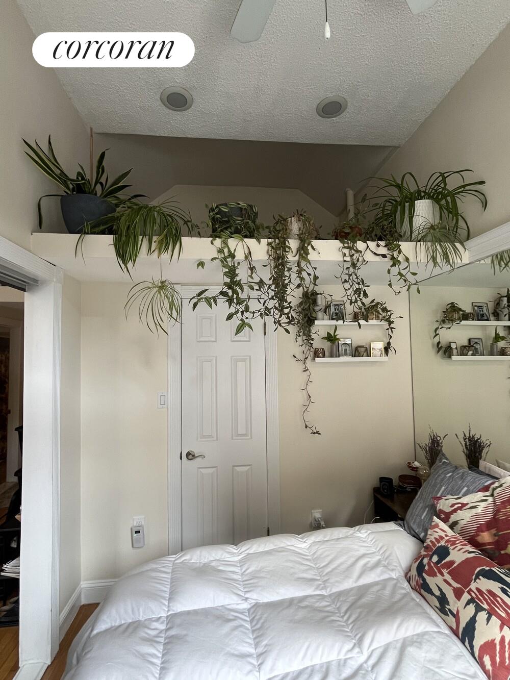 #10 photo, 331 W 85TH Street, Upper West Side , NY 10024