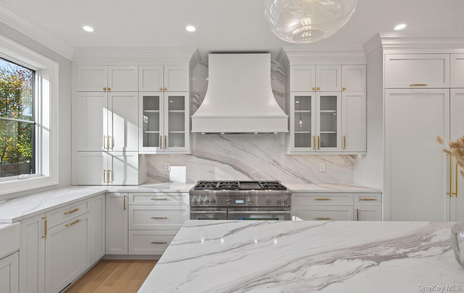 #7 photo, 150 Milburn Lane, East Hills , NY 11577