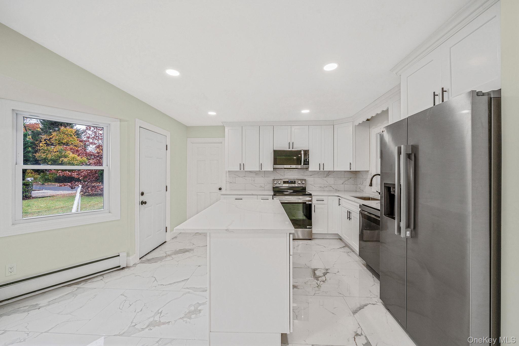 #11 photo, 50 7th Street, Saint James , NY 11780