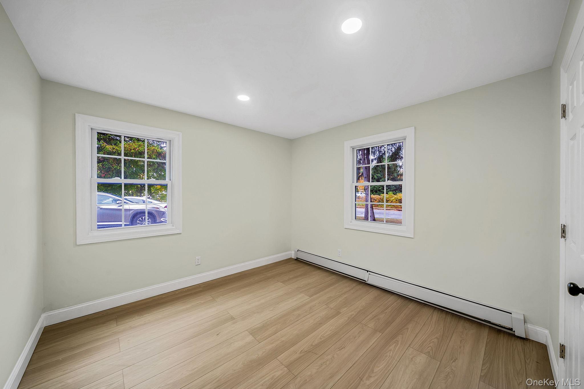 #17 photo, 50 7th Street, Saint James , NY 11780