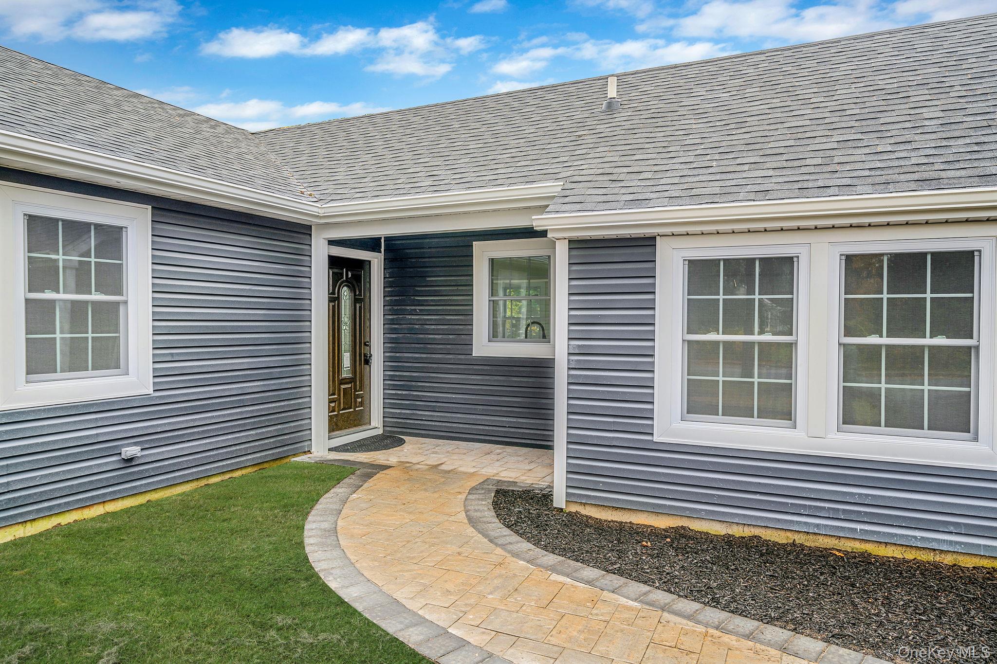 #2 photo, 50 7th Street, Saint James , NY 11780