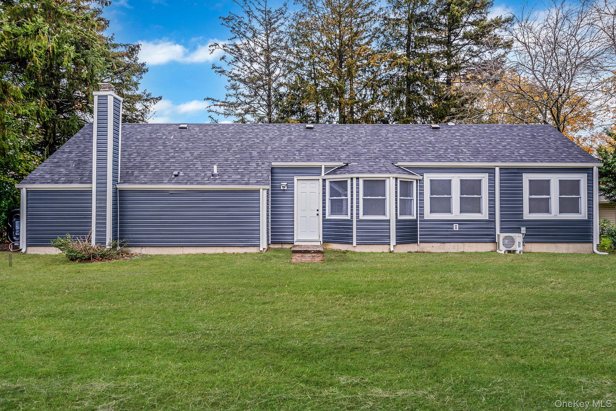 #3 photo, 50 7th Street, Saint James , NY 11780