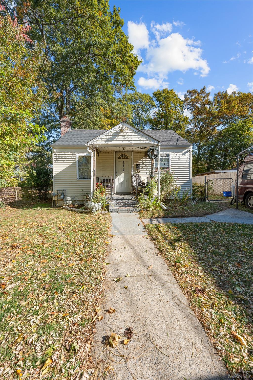 #1 photo, 182 Park Avenue, Roosevelt , NY 11575