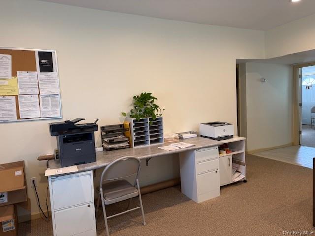 #3 photo, 984 Fulton Street, Farmingdale , NY 11735