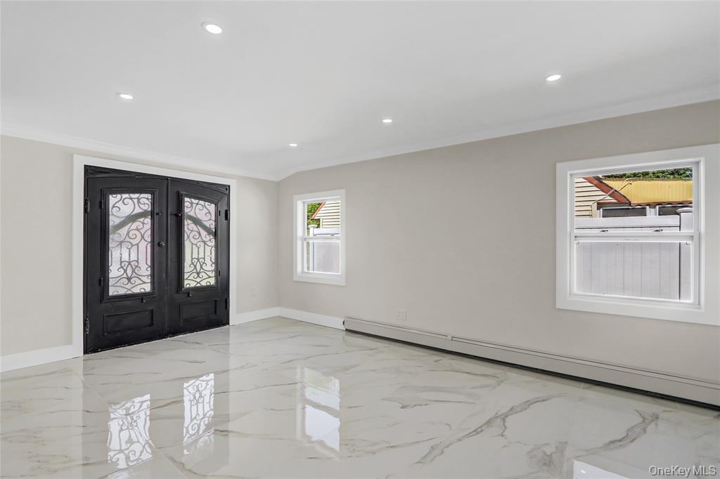 #4 photo, 12 Woodcock Lane, Levittown , NY 11756