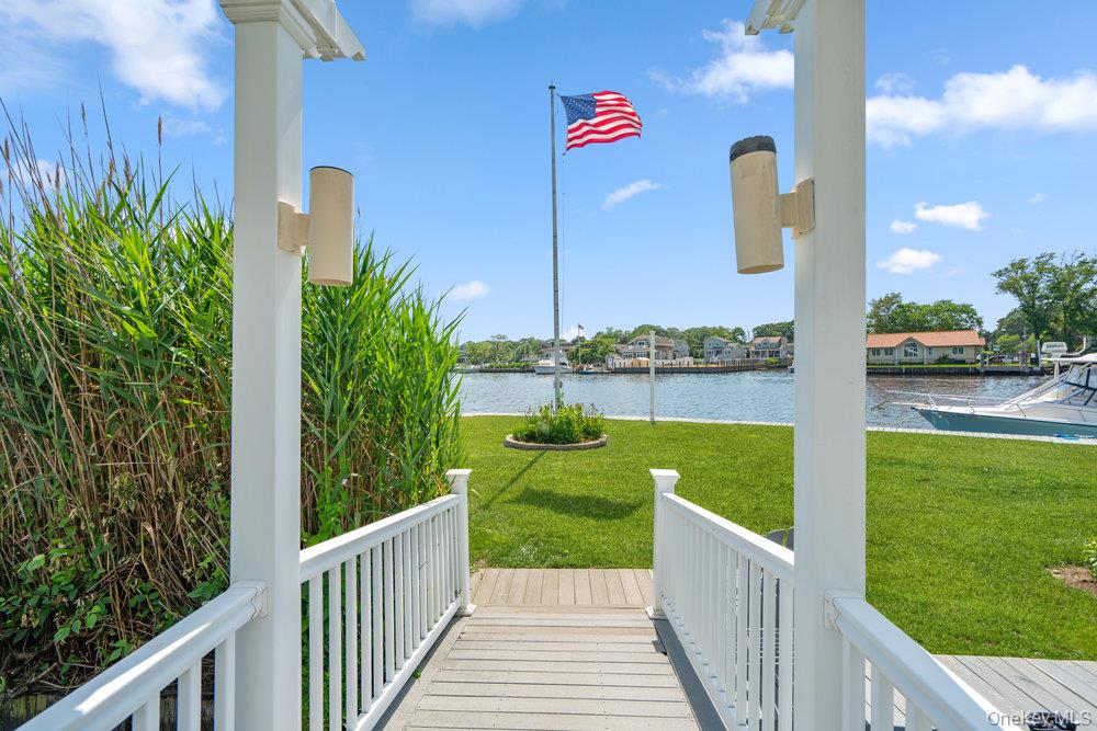 #18 photo, 1 Bayview Avenue, Islip , NY 11751