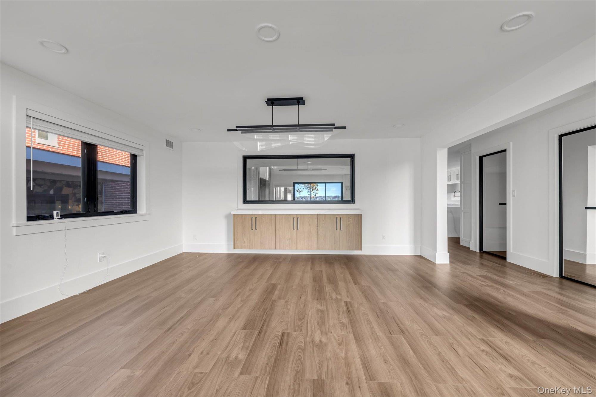 #9 photo, 29-41 218th Street, Bayside , NY 11360