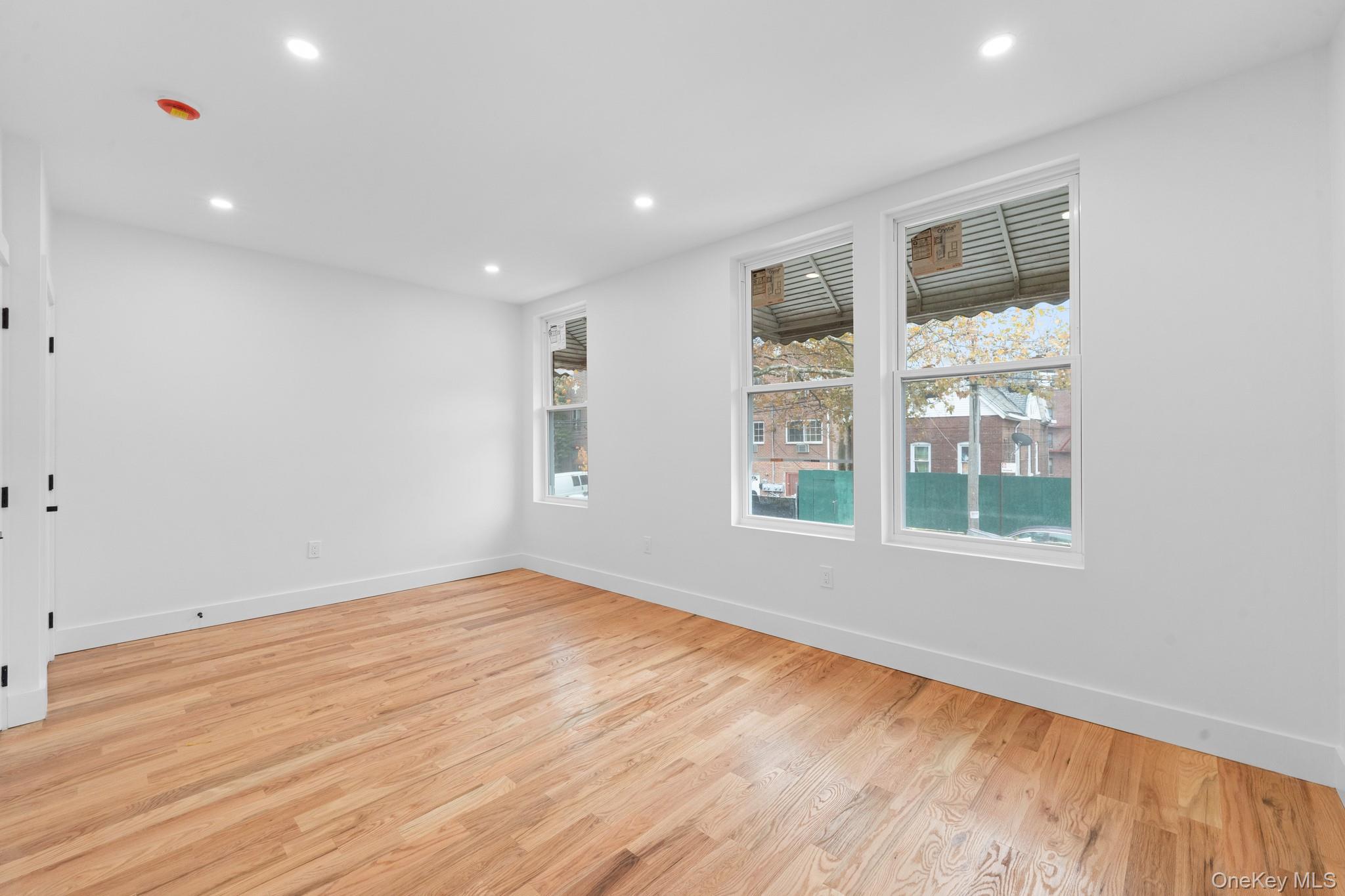 #14 photo, 741 E 227th Street, Bronx , NY 10466