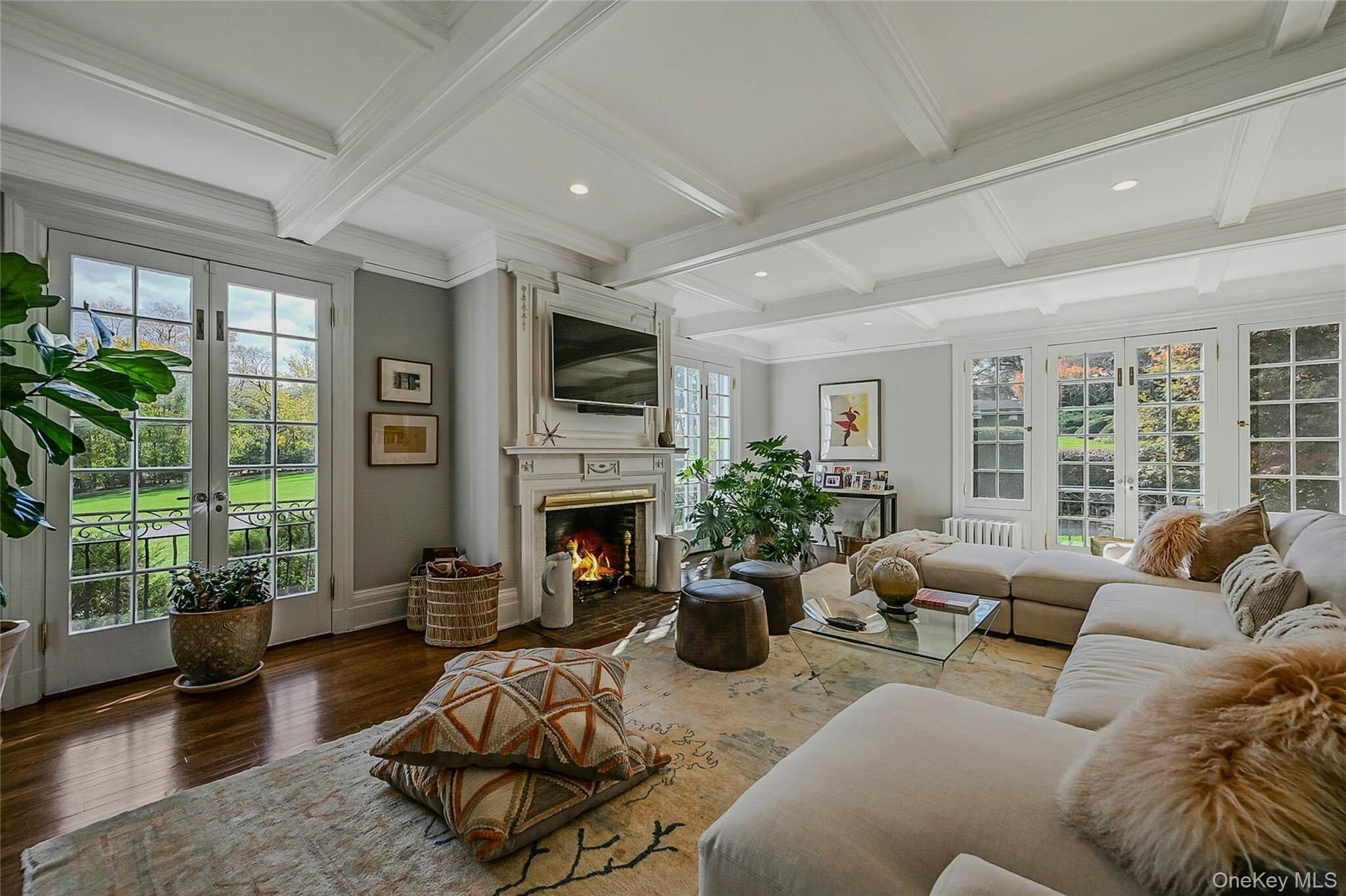 #16 photo, 24 Harbor Hill Road, Huntington Bay , NY 11743