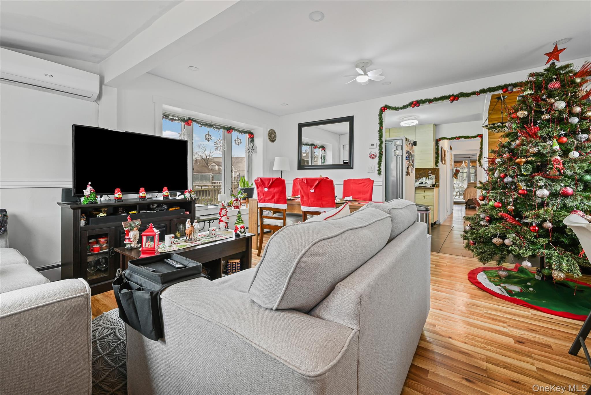 #10 photo, 5 Chestnut Road, Inwood , NY 11096