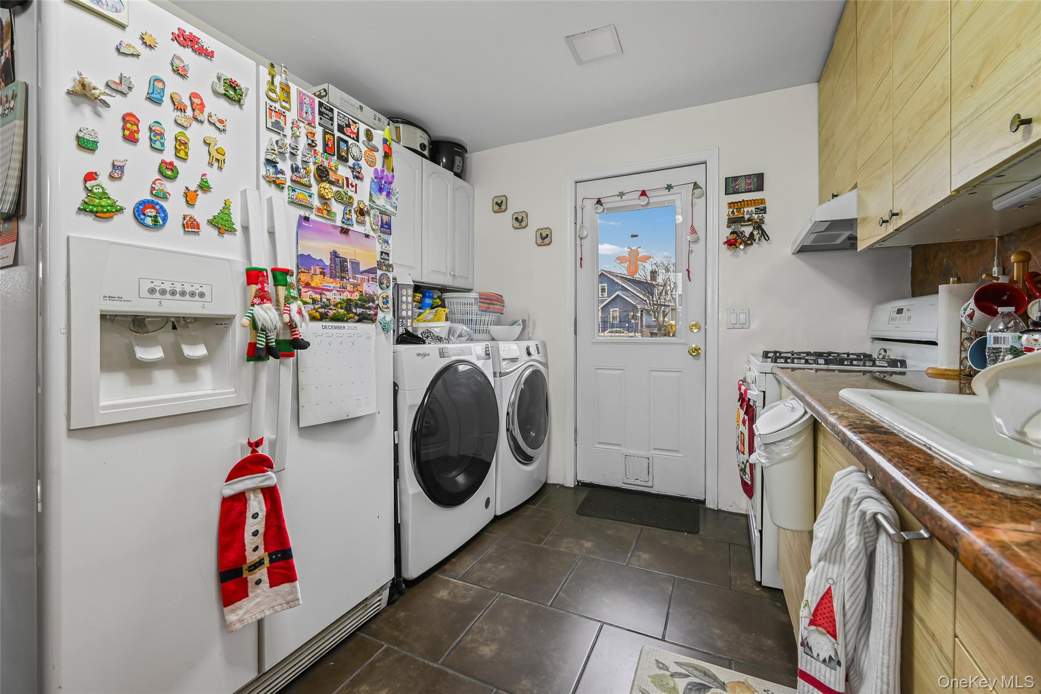 #12 photo, 5 Chestnut Road, Inwood , NY 11096