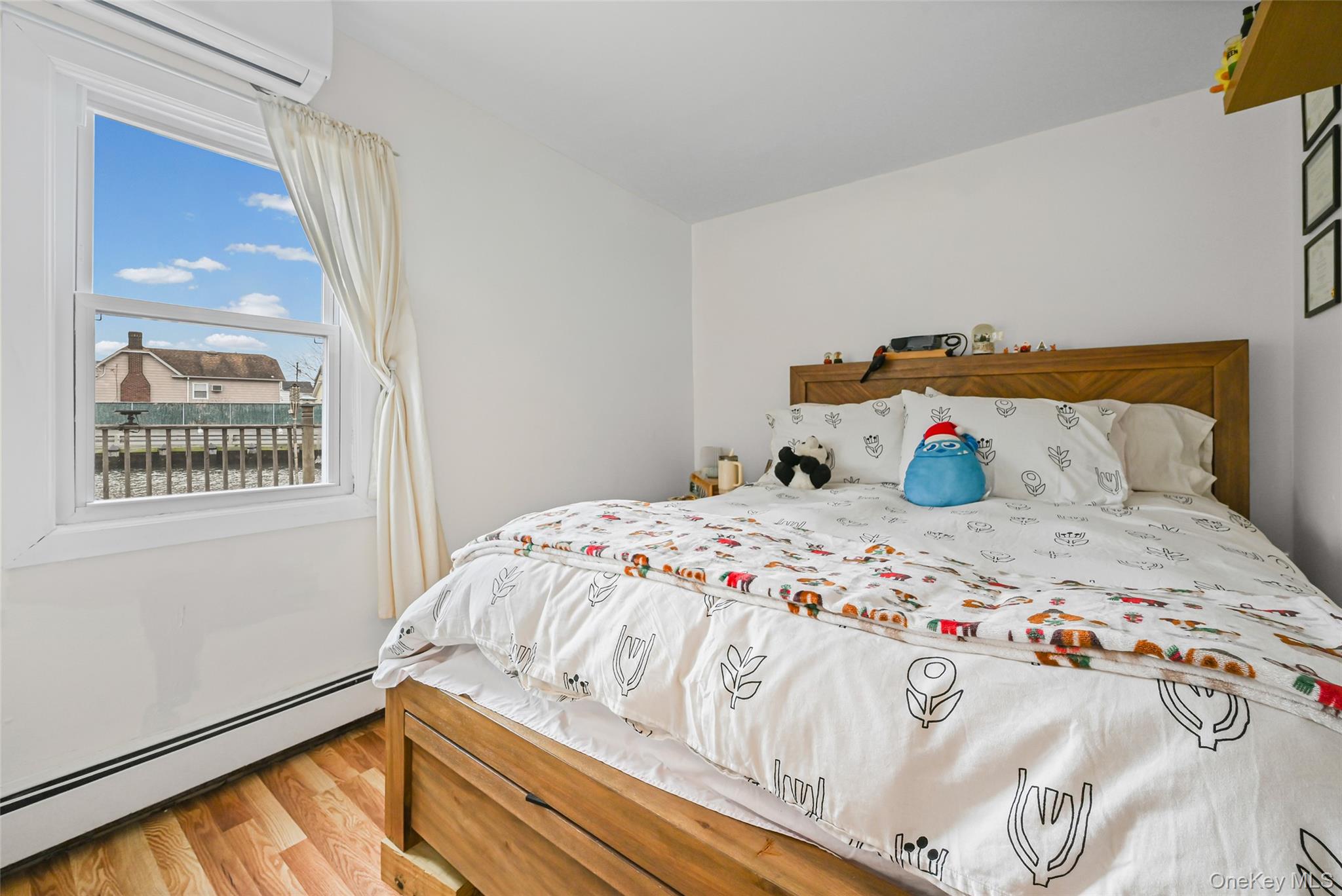 #13 photo, 5 Chestnut Road, Inwood , NY 11096