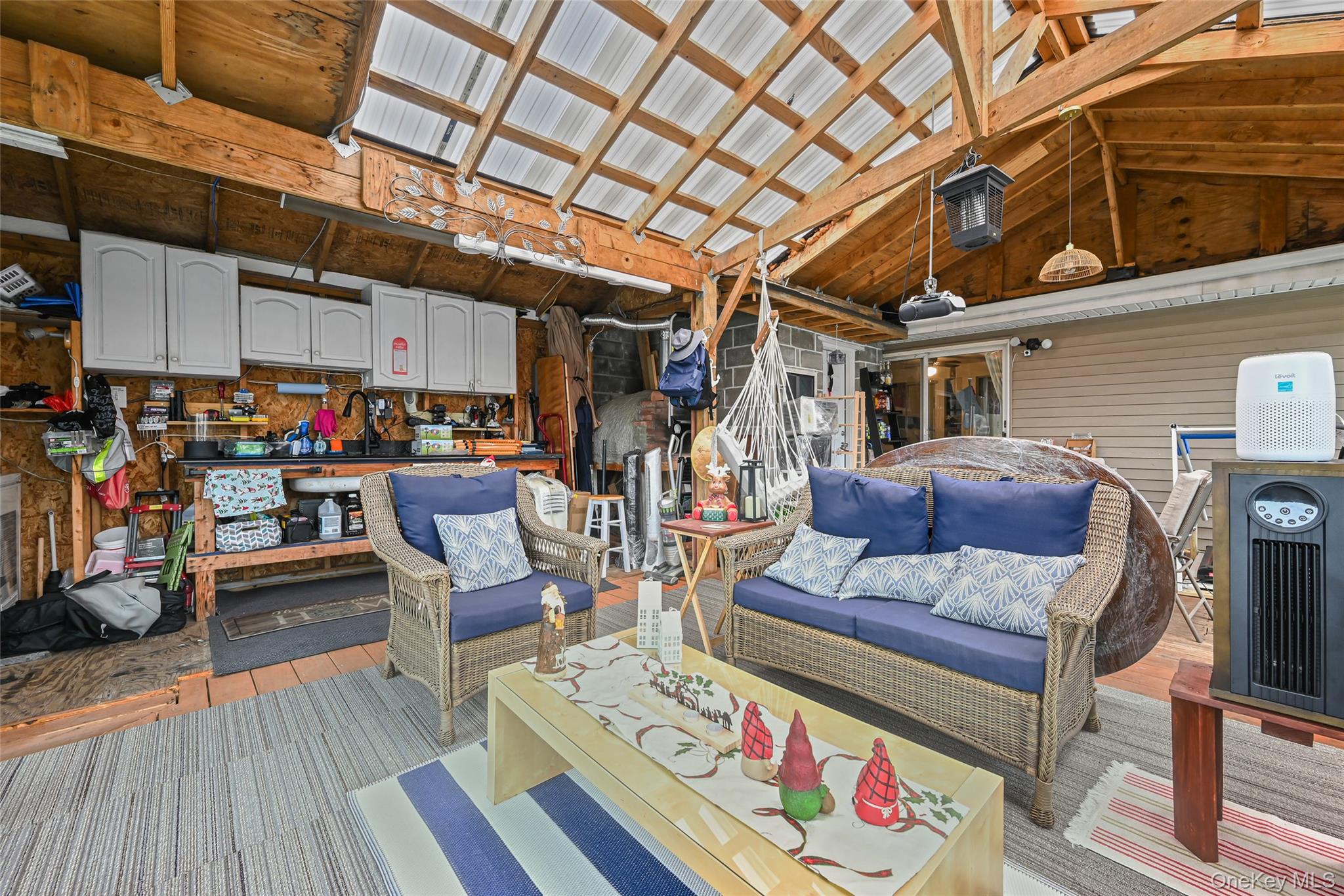 #18 photo, 5 Chestnut Road, Inwood , NY 11096