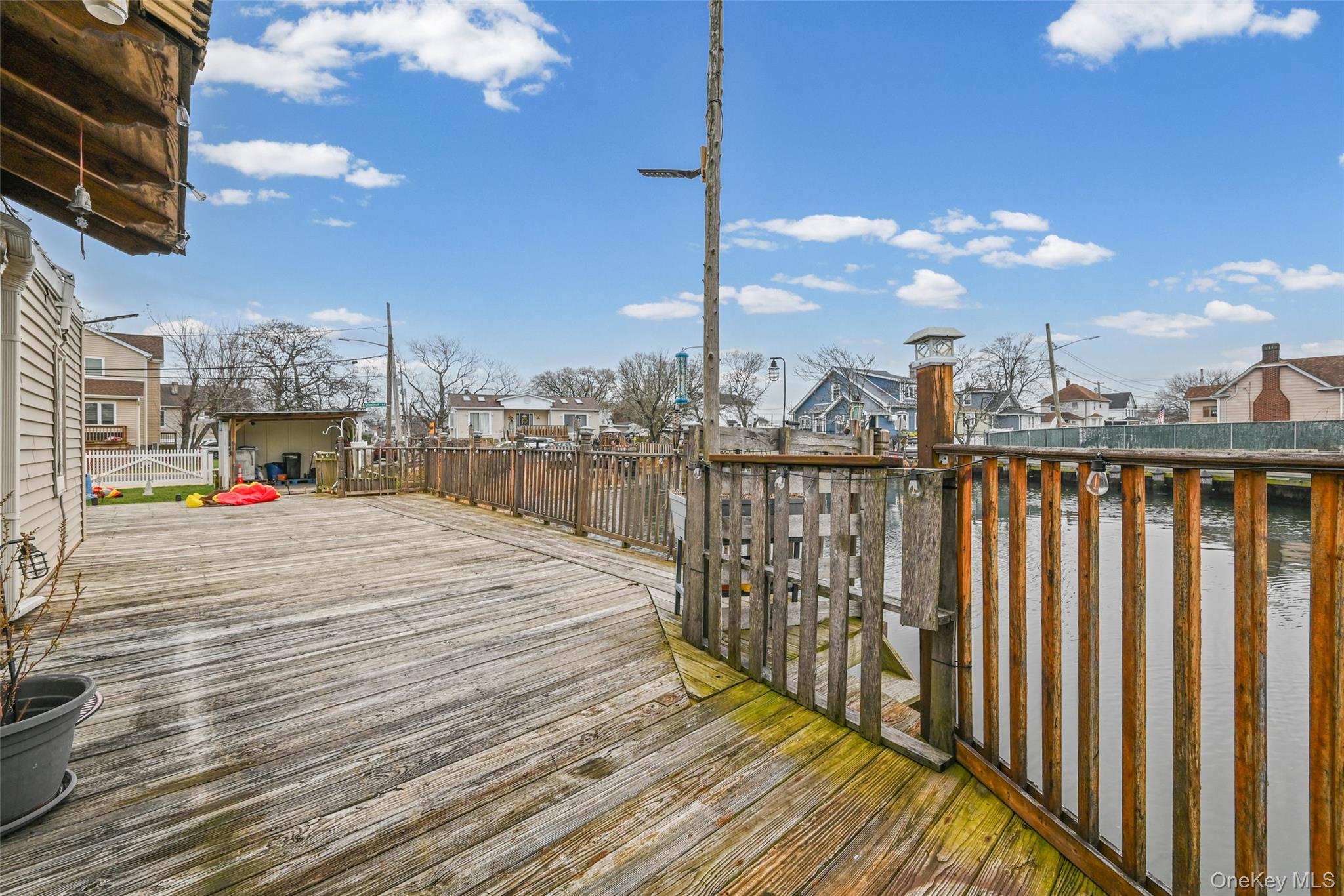 #20 photo, 5 Chestnut Road, Inwood , NY 11096