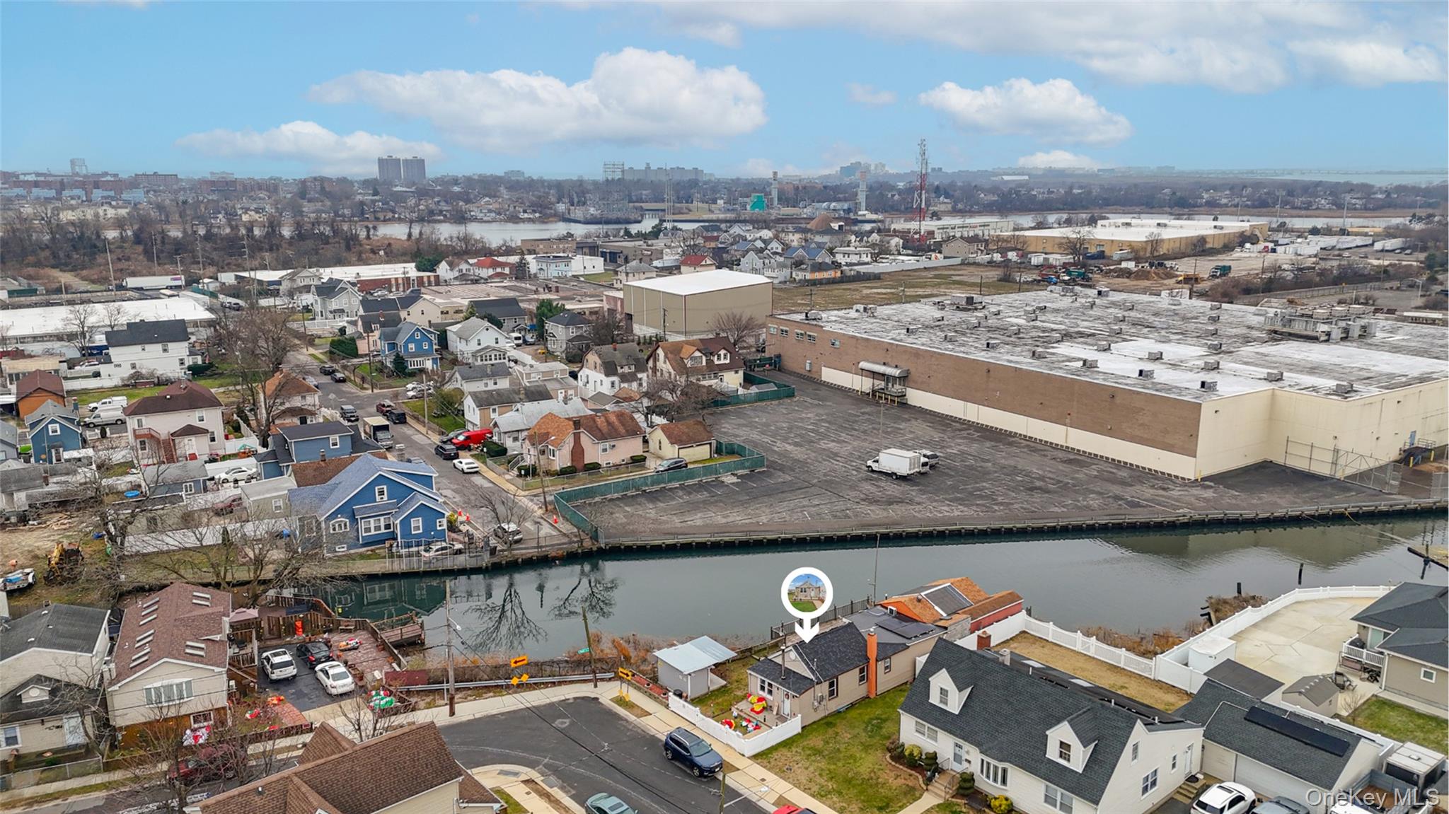 #6 photo, 5 Chestnut Road, Inwood , NY 11096