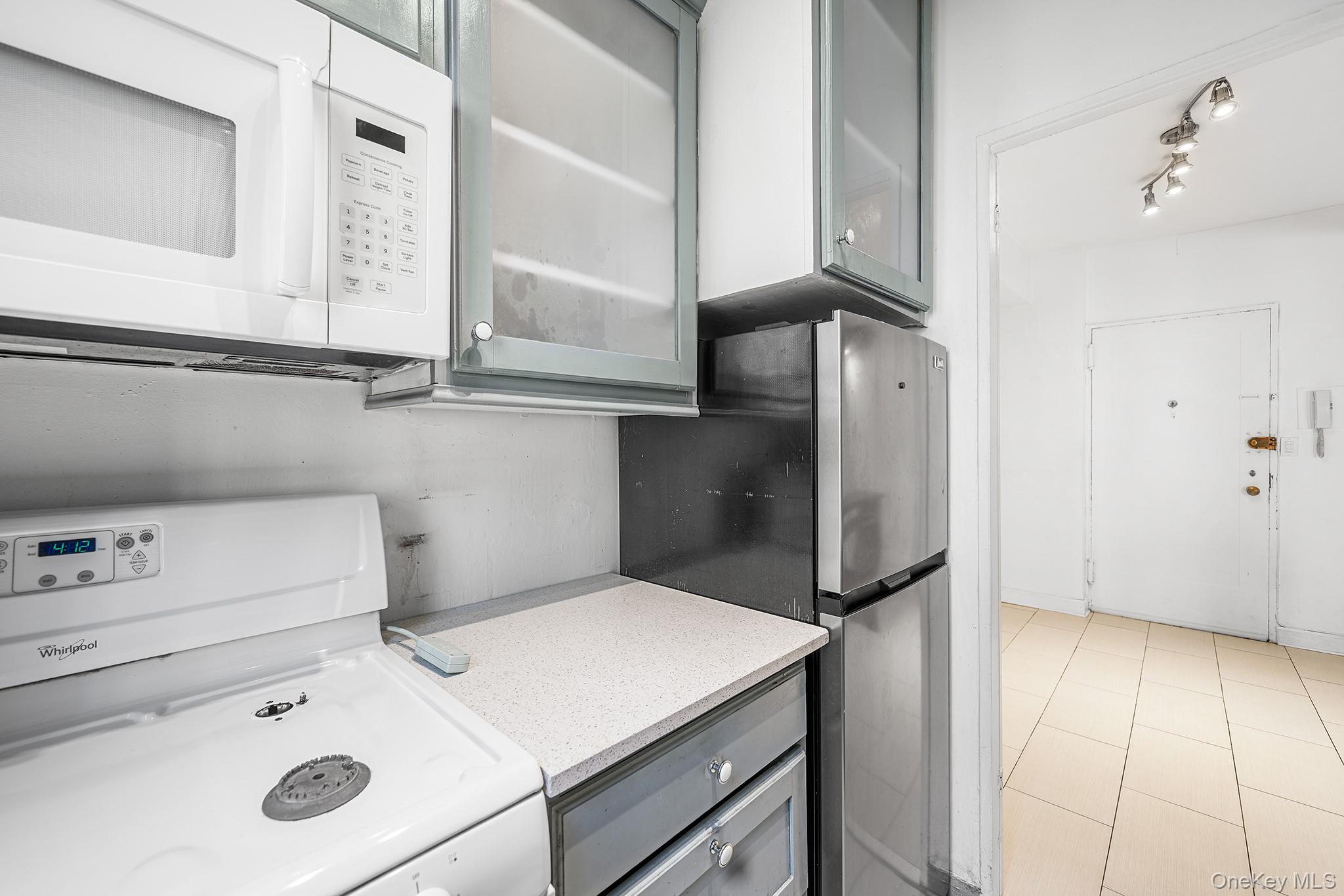 #10 photo, 98-33 64th Avenue, Rego Park , NY 11374