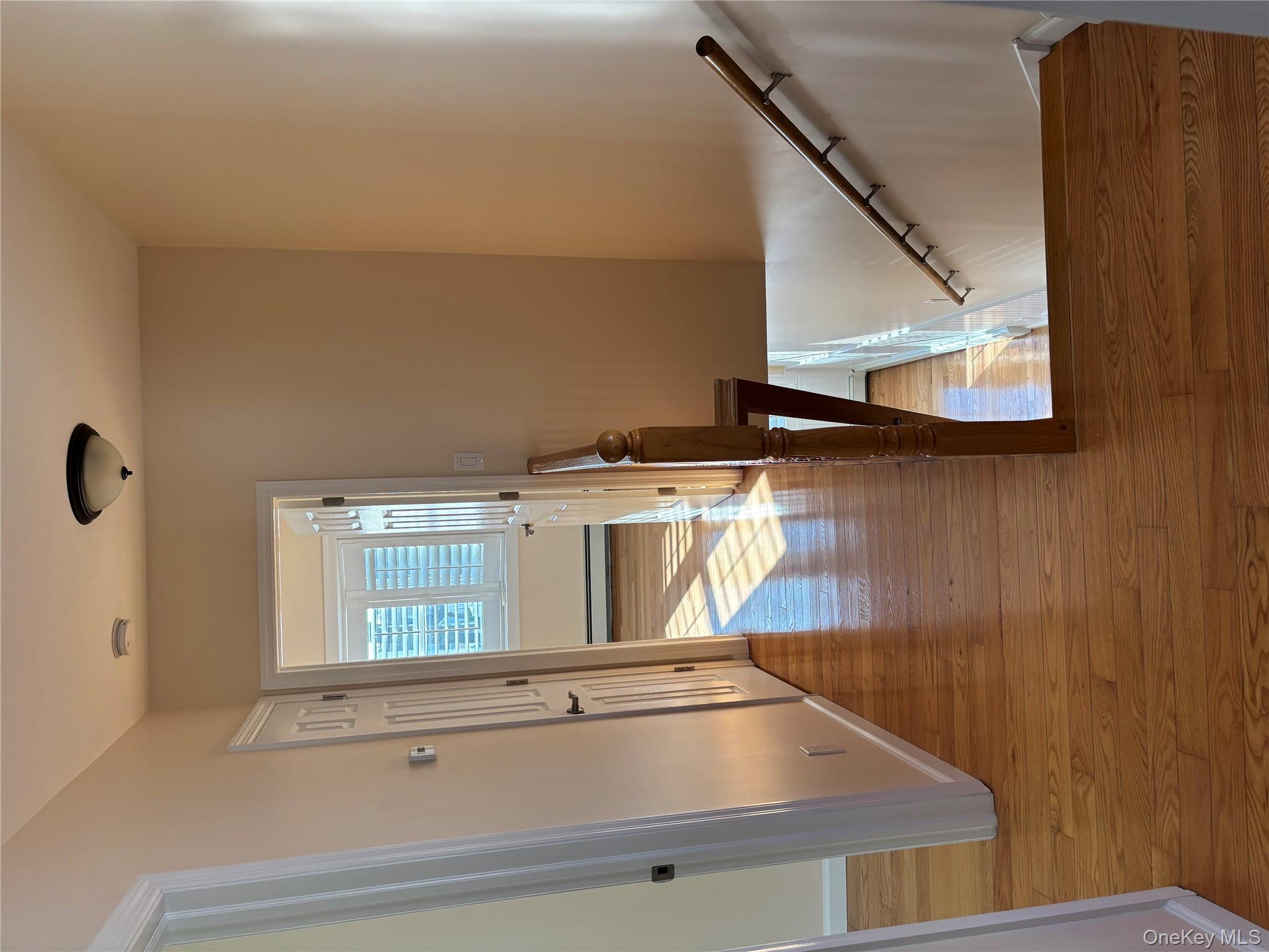 #14 photo, 536 N 6th Street, New Hyde Park , NY 11040